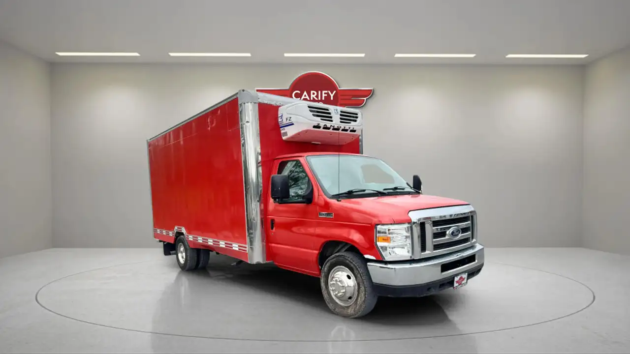 Ford E-450 photo Ford E-450
