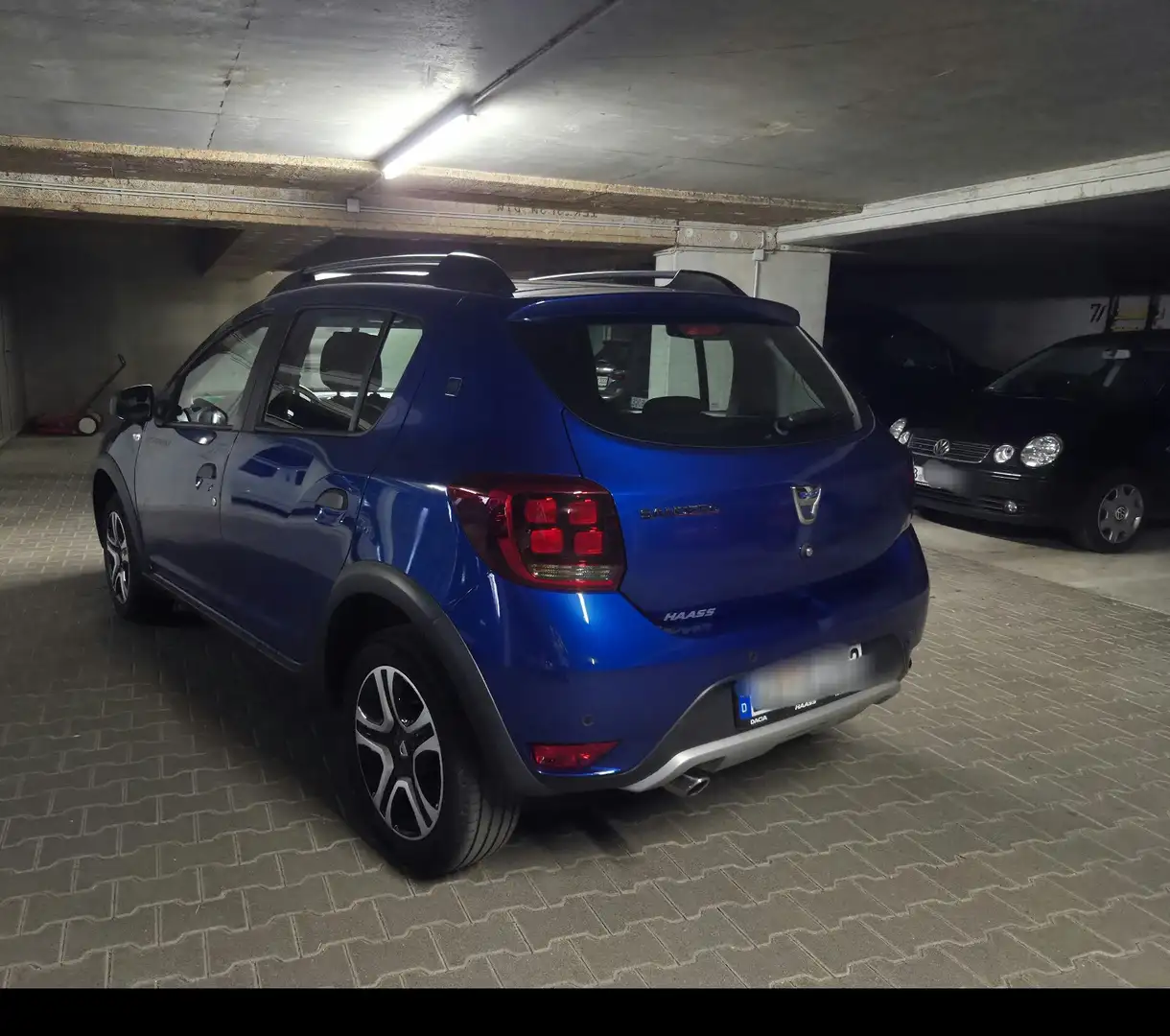 Dacia Sandero Stepway Celebration Blau - 2