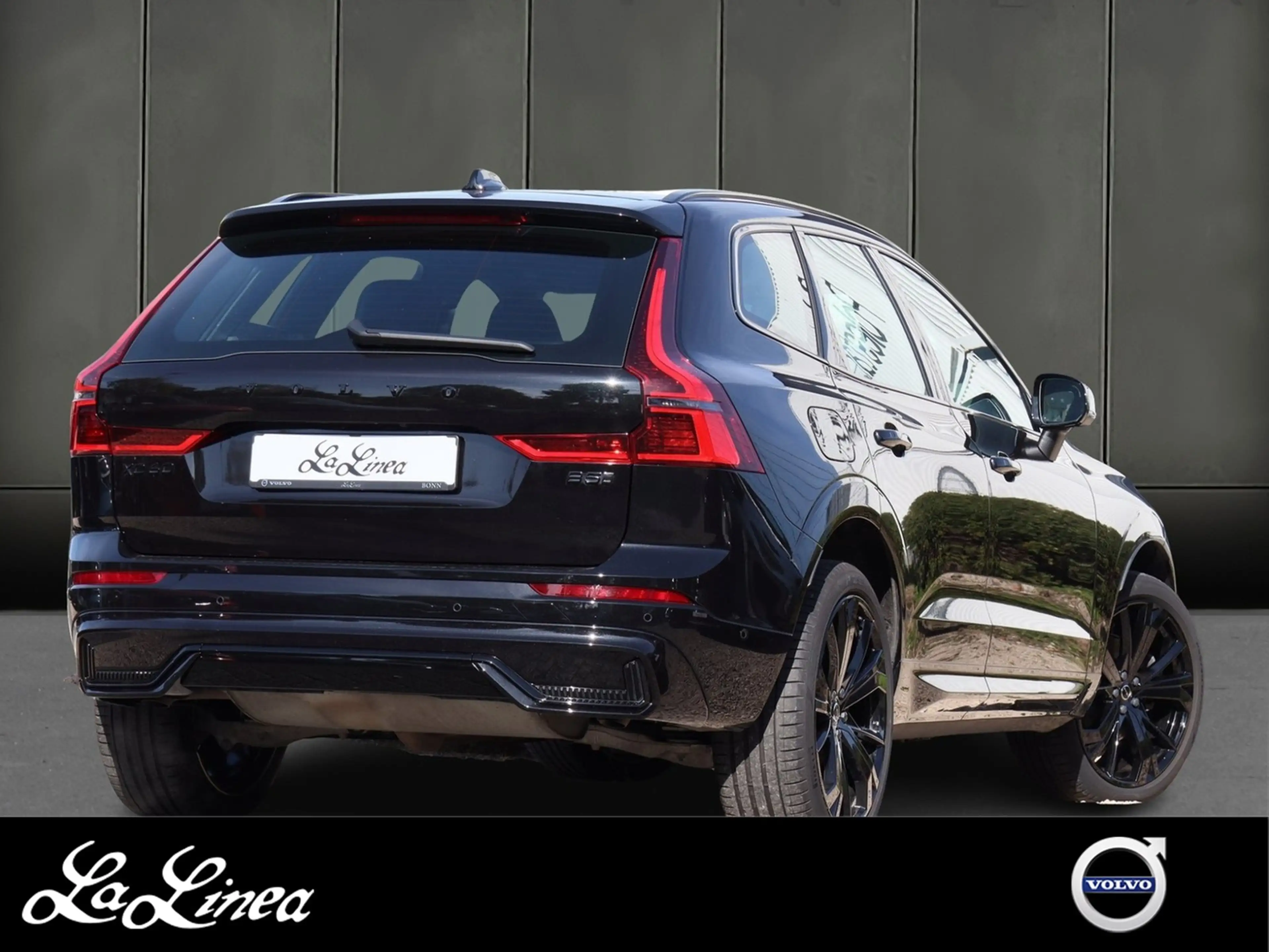 Volvo XC60 B5 AWD Ultra Black Edition Navi*PDC*LED — photo 2