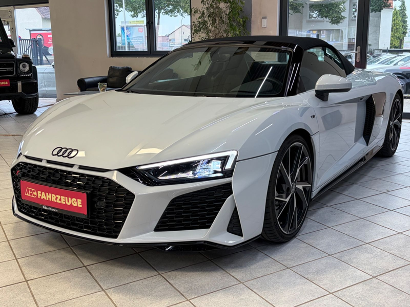 Audi R8 Spyder 5.2 FSI RWD — photo 5