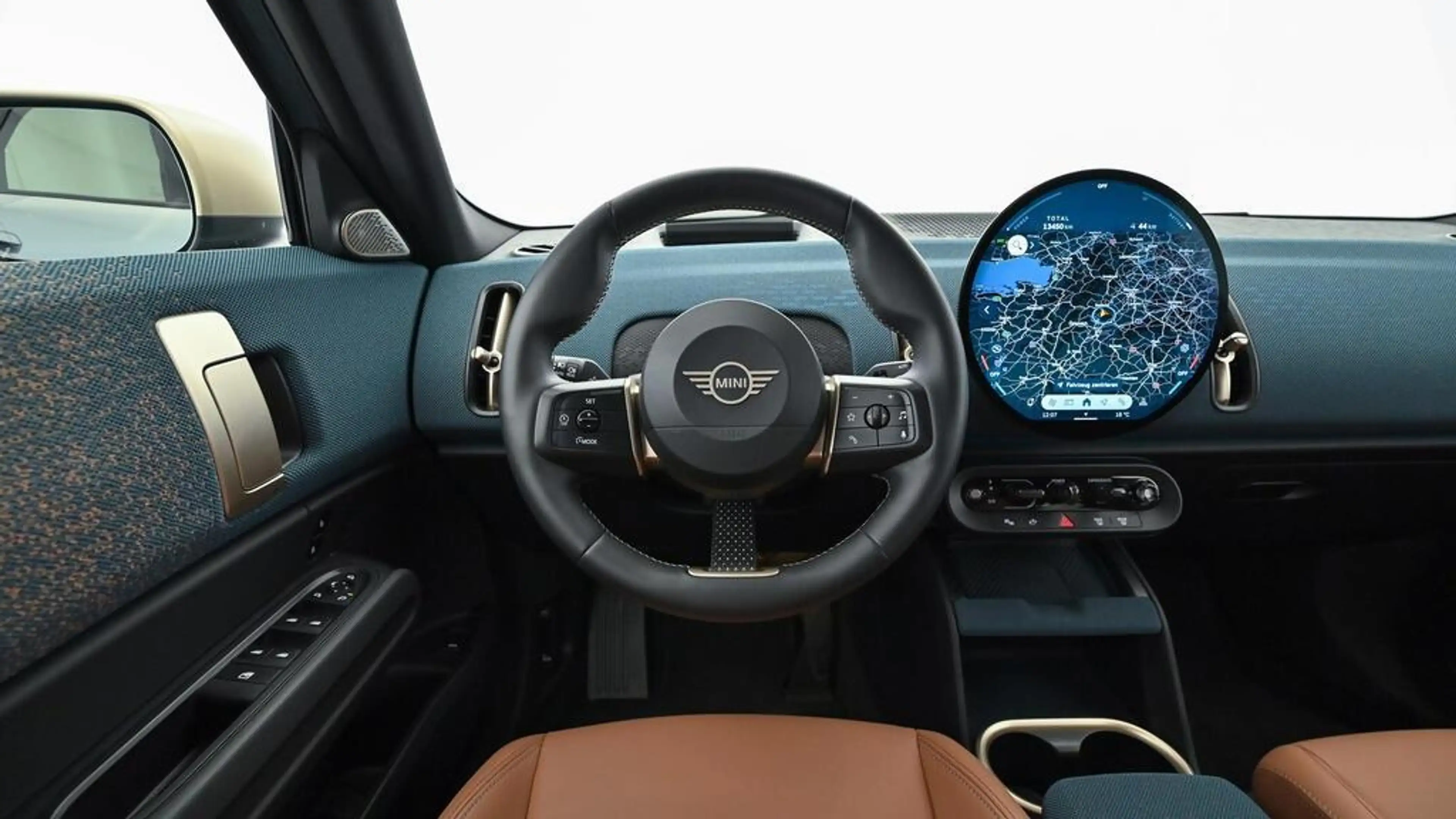 MINI Countryman E — photo 11