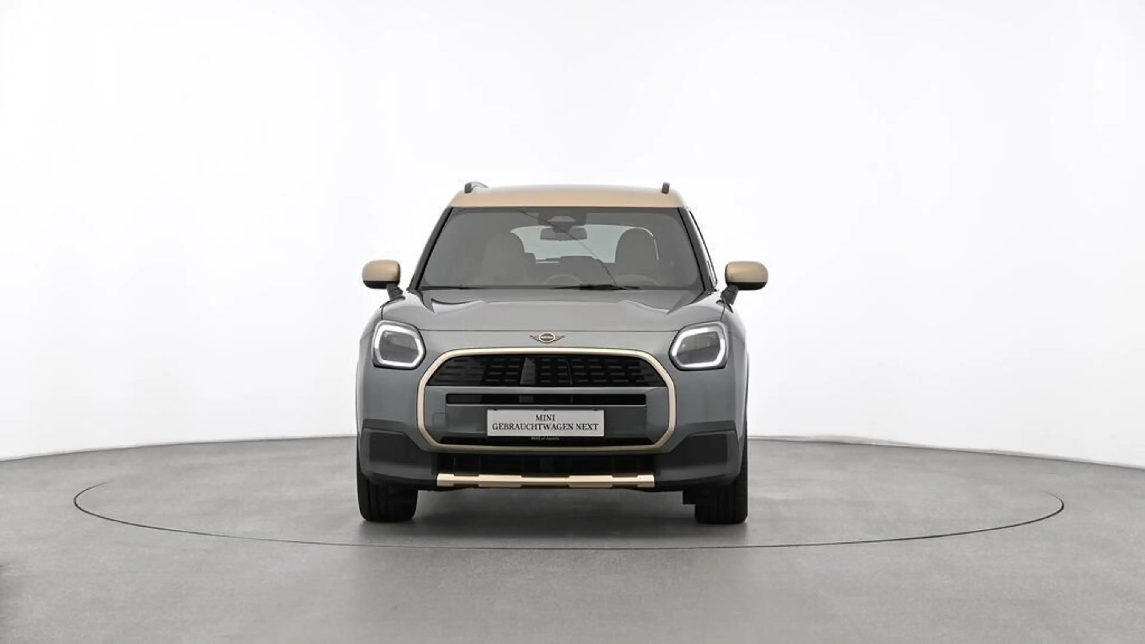MINI Countryman E — photo 3