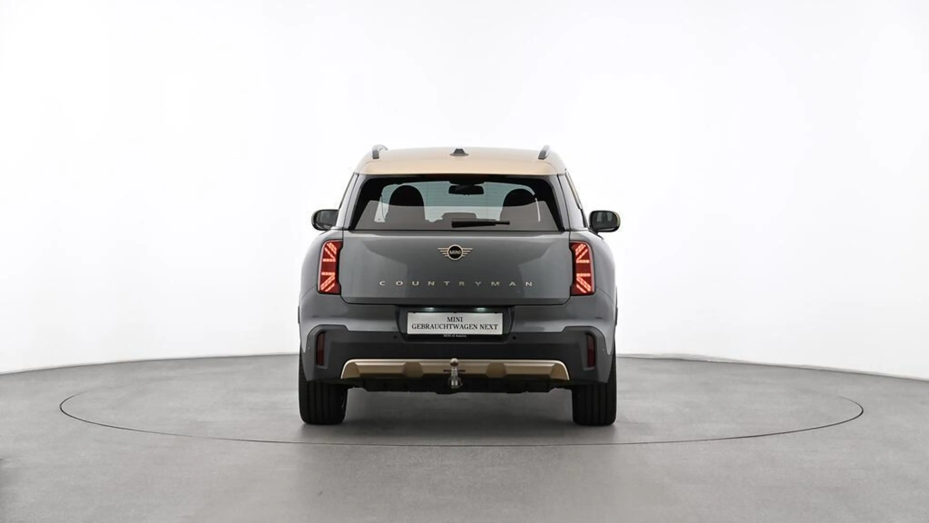 MINI Countryman E — photo 8