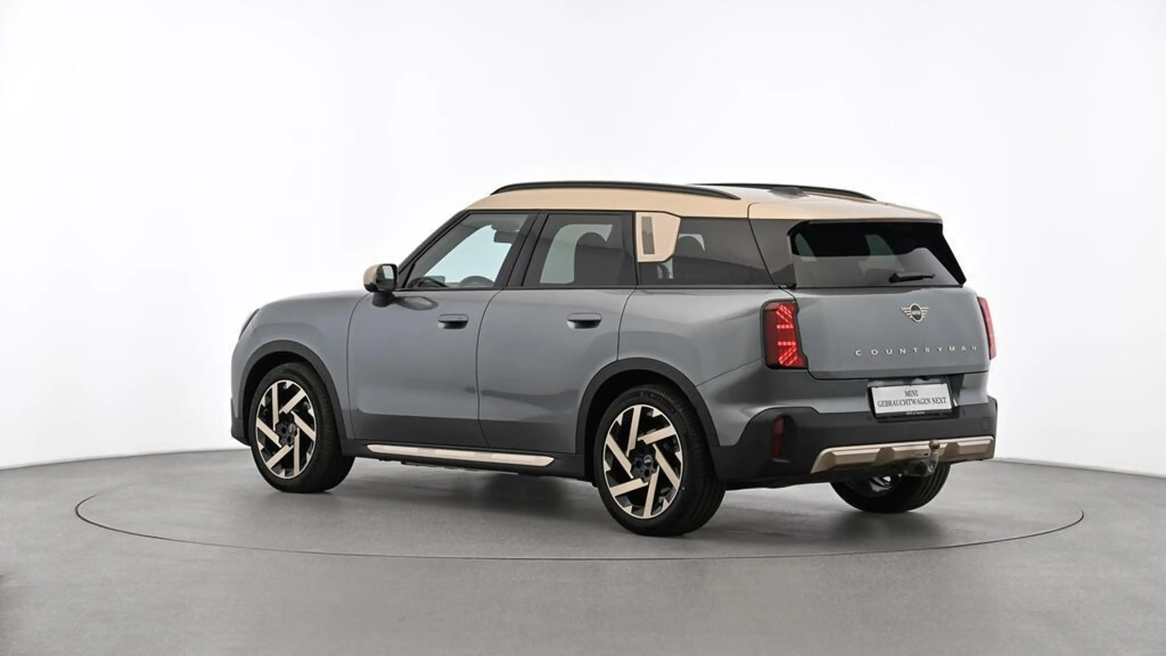 MINI Countryman E — photo 7