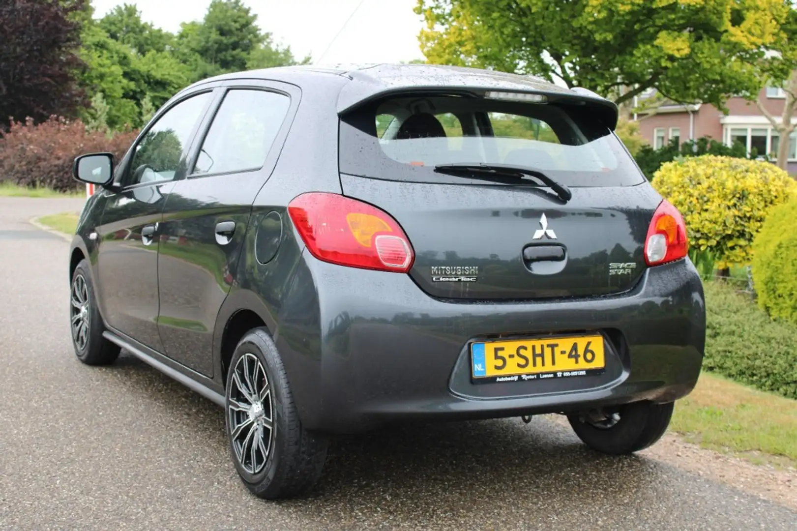 Mitsubishi Space Star 1.0 71pk Inform 5-deurs airco/elek pakket Grau - 2