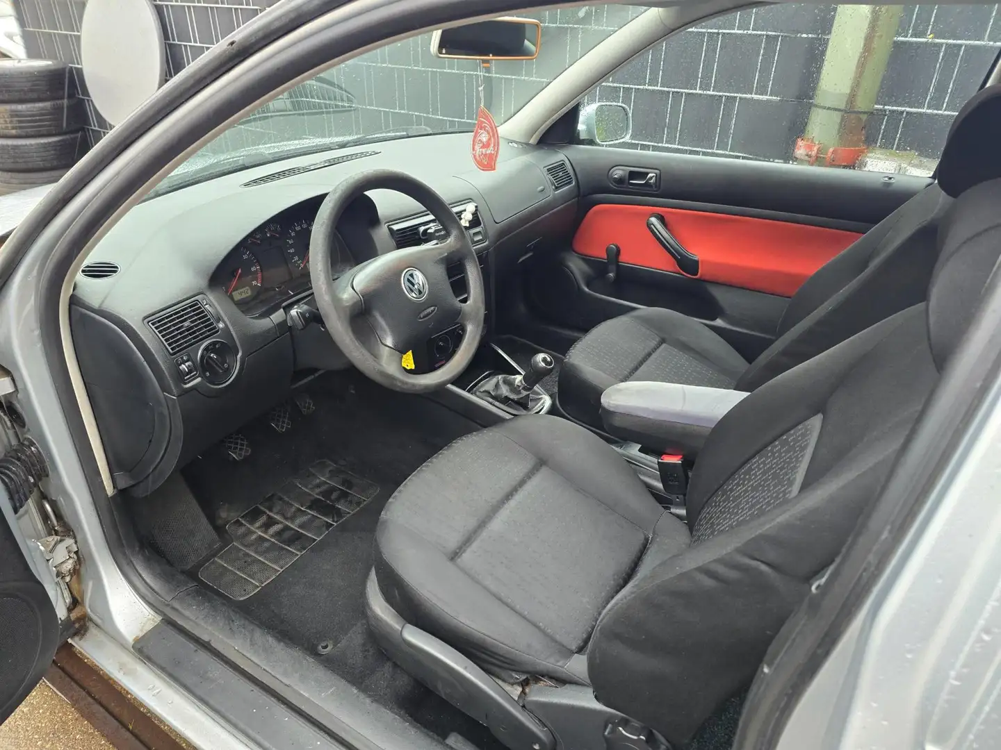 Volkswagen Golf 1.4-16V 1e versnelling kapot Grau - 2