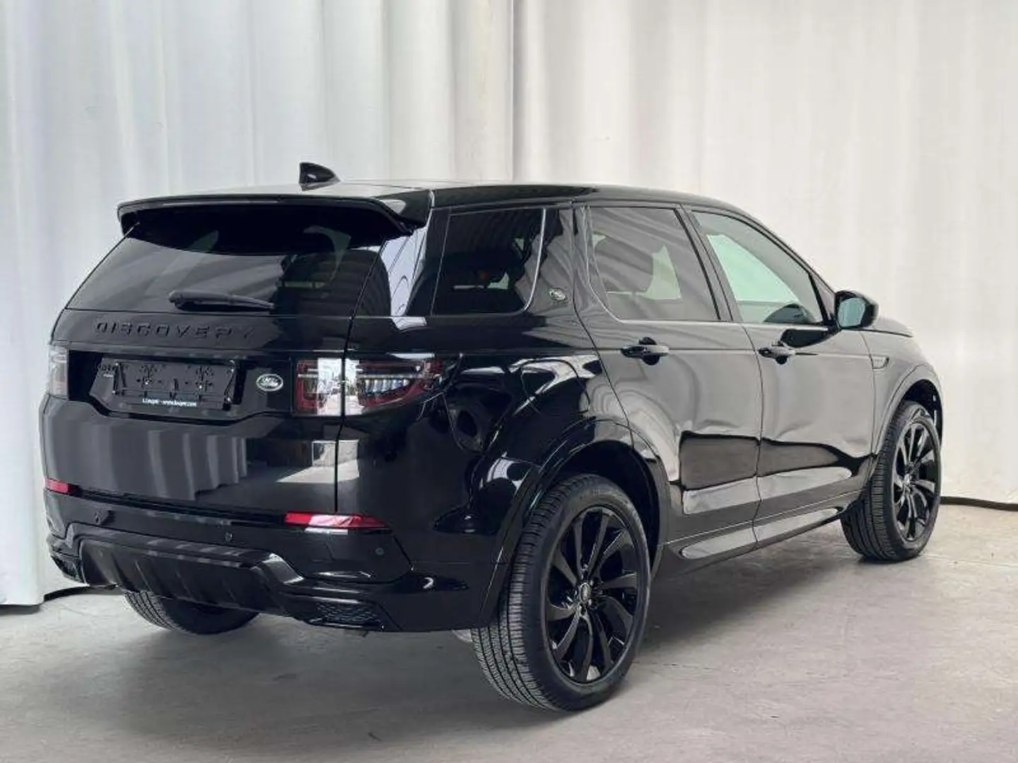 Land Rover Discovery Sport P300e R-Dynamic S Noir - 2