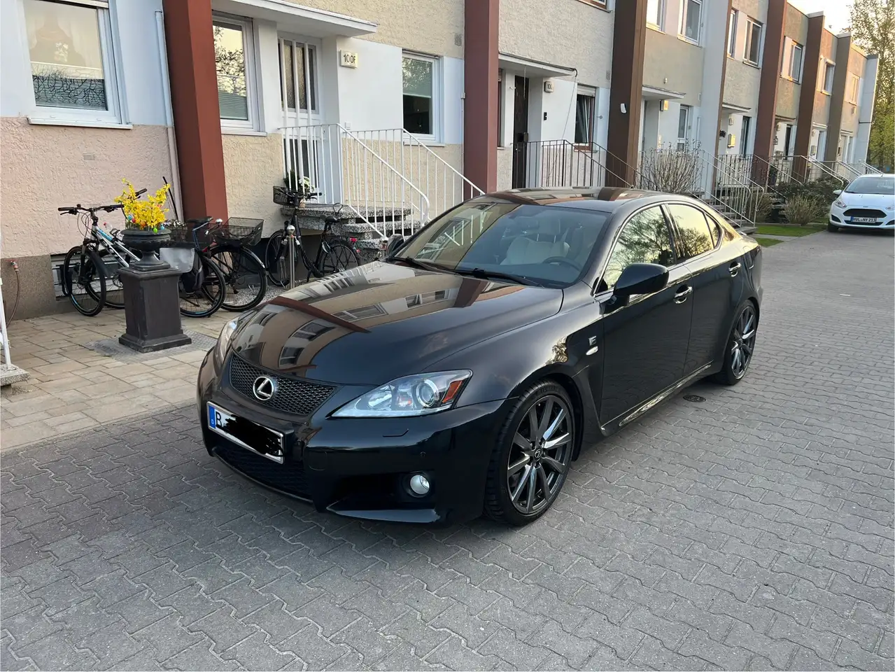 Lexus IS F