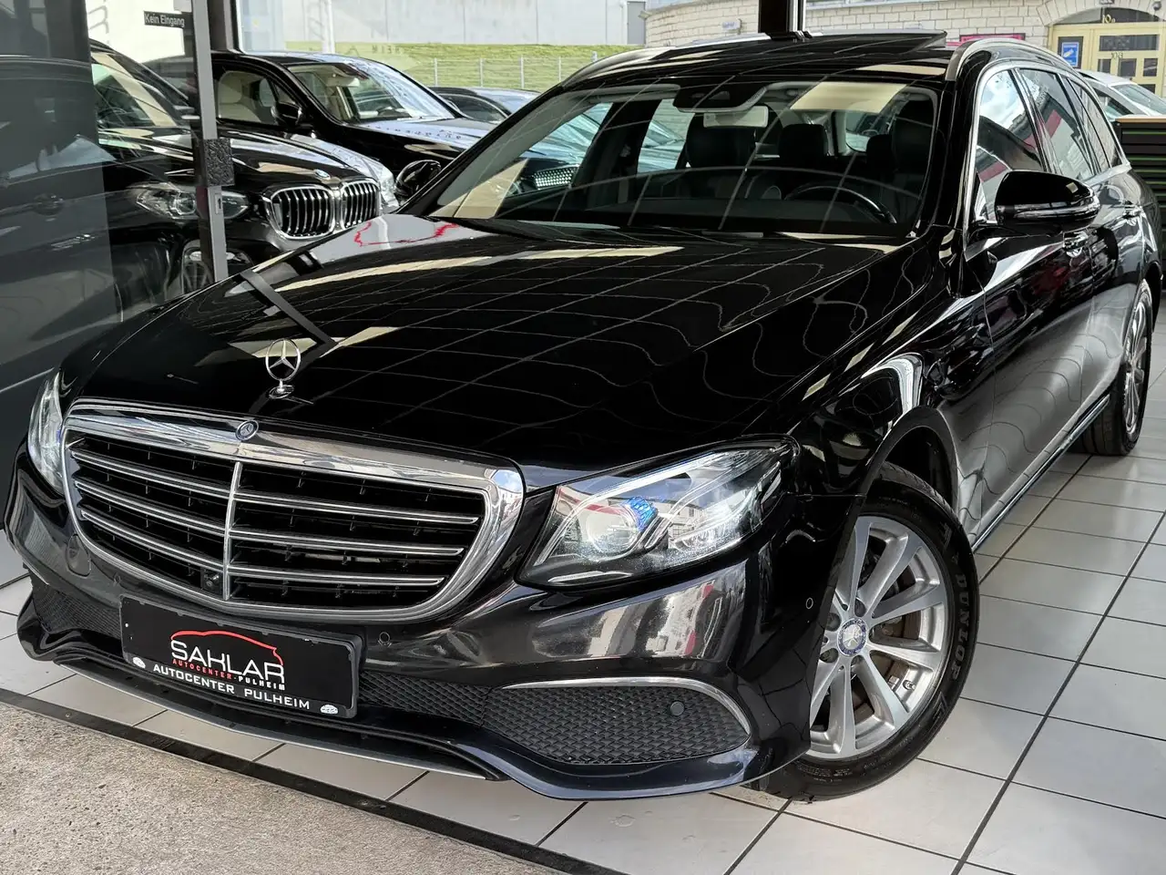 Mercedes-Benz E 220