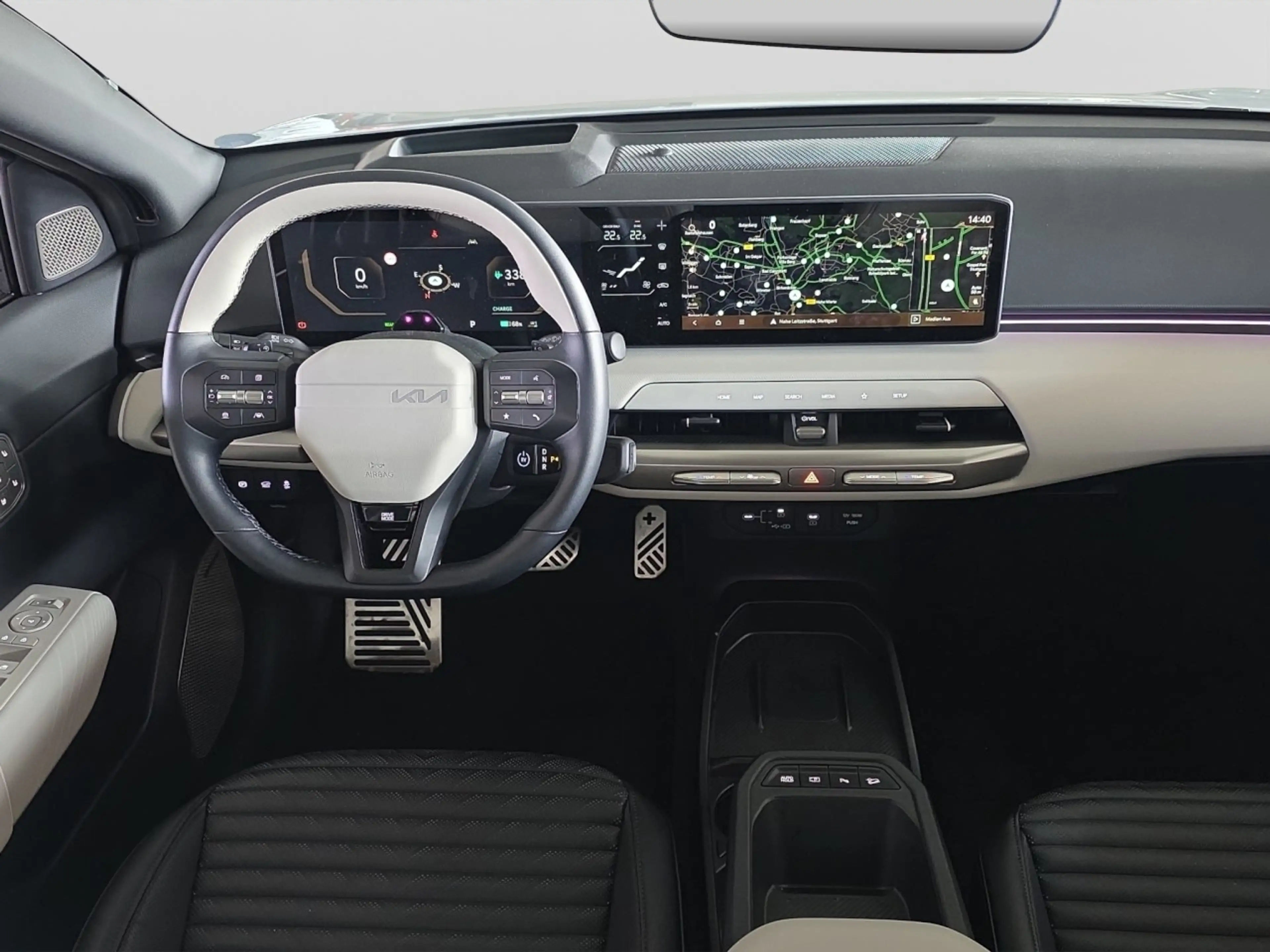 Kia EV4 81 FWD GTL — photo 13