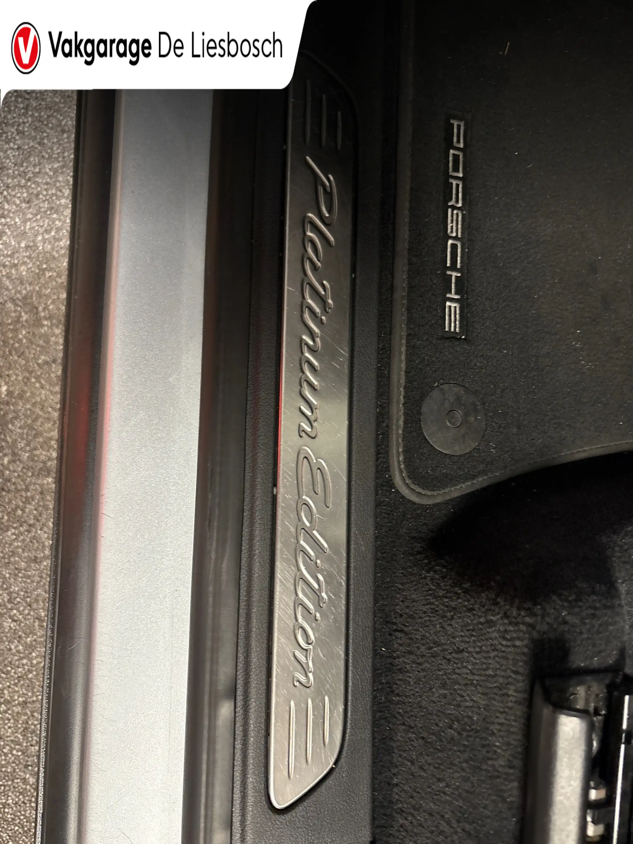 Porsche Cayenne 3.0 D Platinum Edition/pano/sport chrono/sport des — photo 15