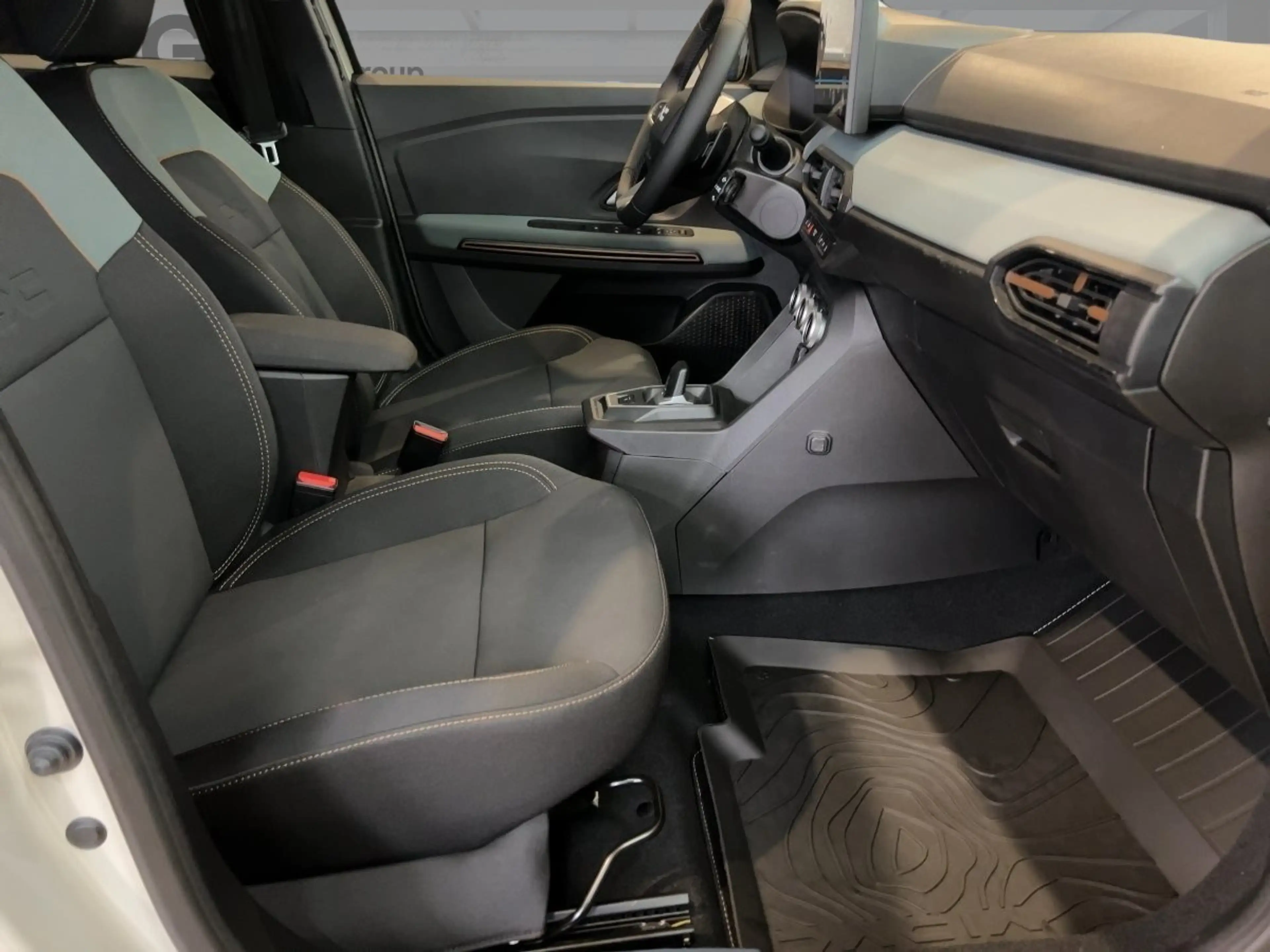 Dacia Jogger ExtrEco-G 120 auto Apple CarPlay PDC BT — photo 7