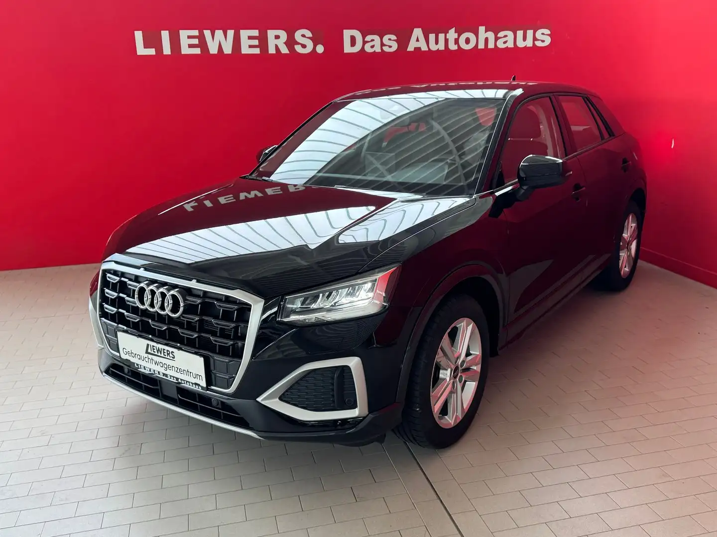 Audi Q2 35 TFSI admired Schwarz - 1