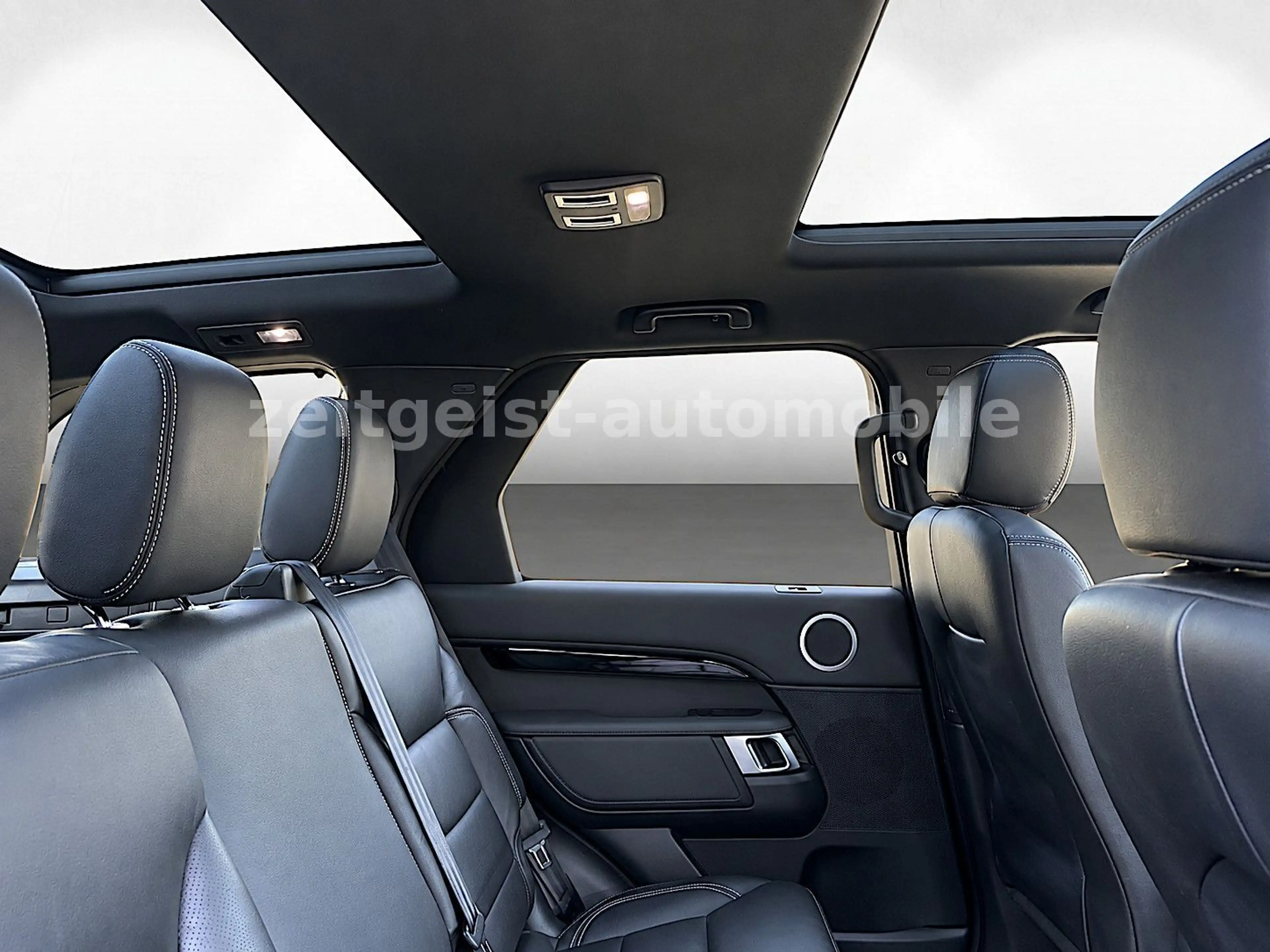 Land Rover Discovery 5 SE SD4*PAN-D*LEDER*s.h.gepflegt* — photo 12