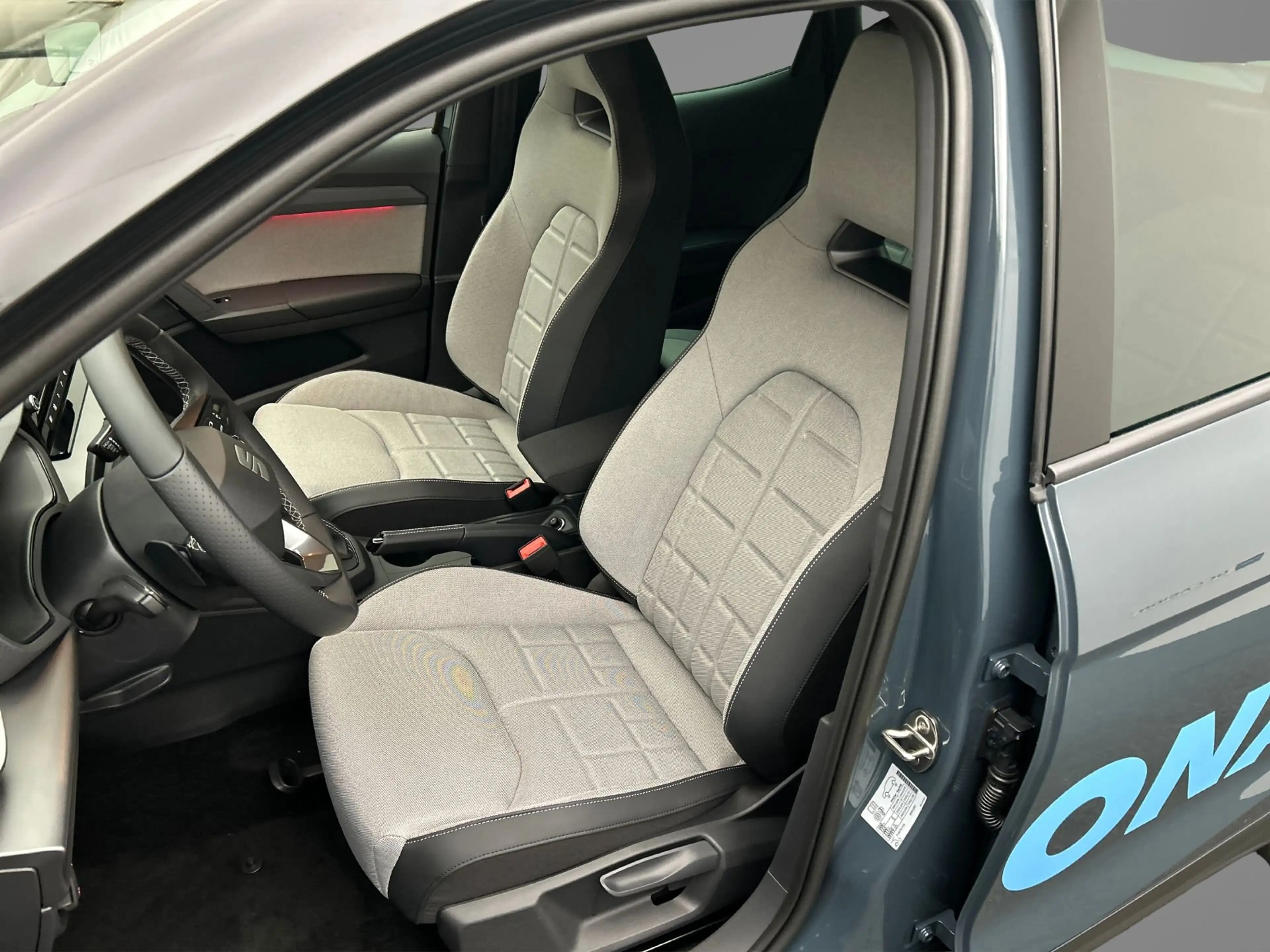 SEAT Arona 1.0 TSI 115pk FR Business Connect €33.500,- incl i — photo 9