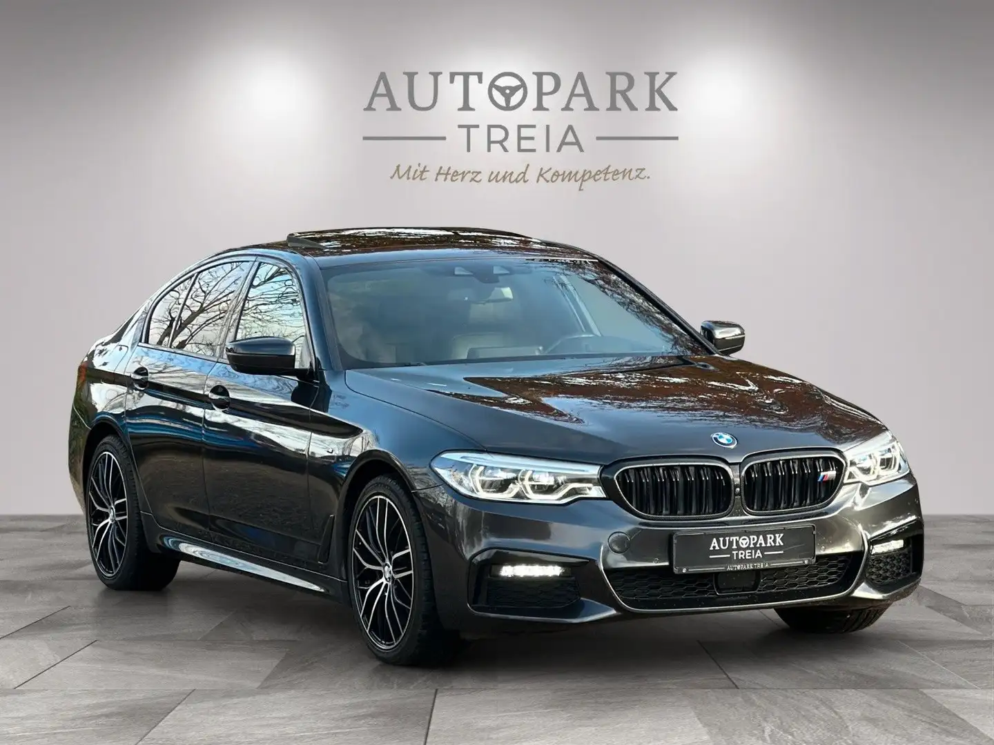 BMW 530 d xDrive M-Sport(LED-ACC-SPURH-SCHIEBEDACH) Grau - 1