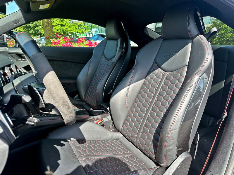 Audi TT RS TTRS Coupé TFSI qu BLACK B&O MAGNETIC 280km/h — photo 11