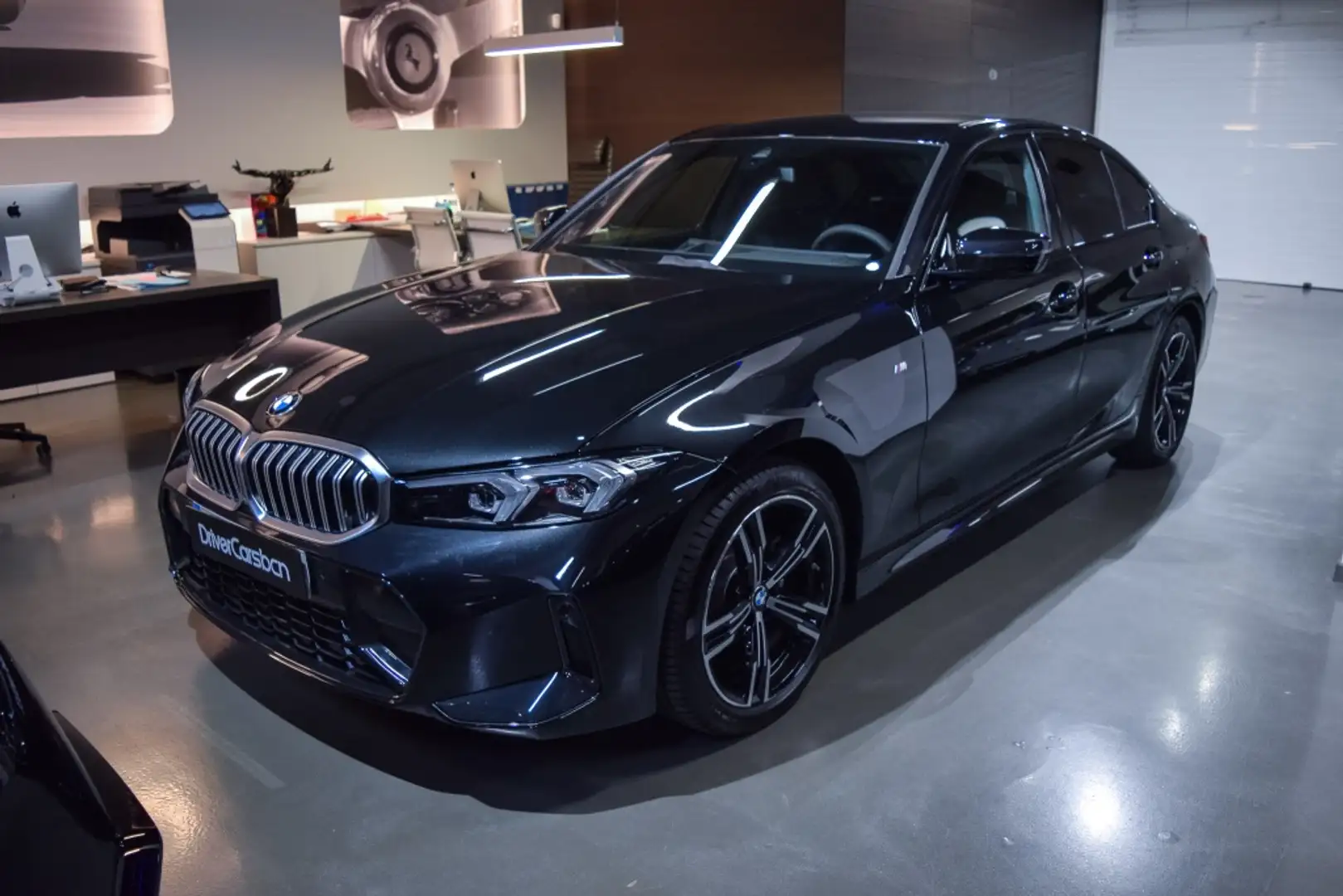 BMW 318 318dA M Sport Noir - 2