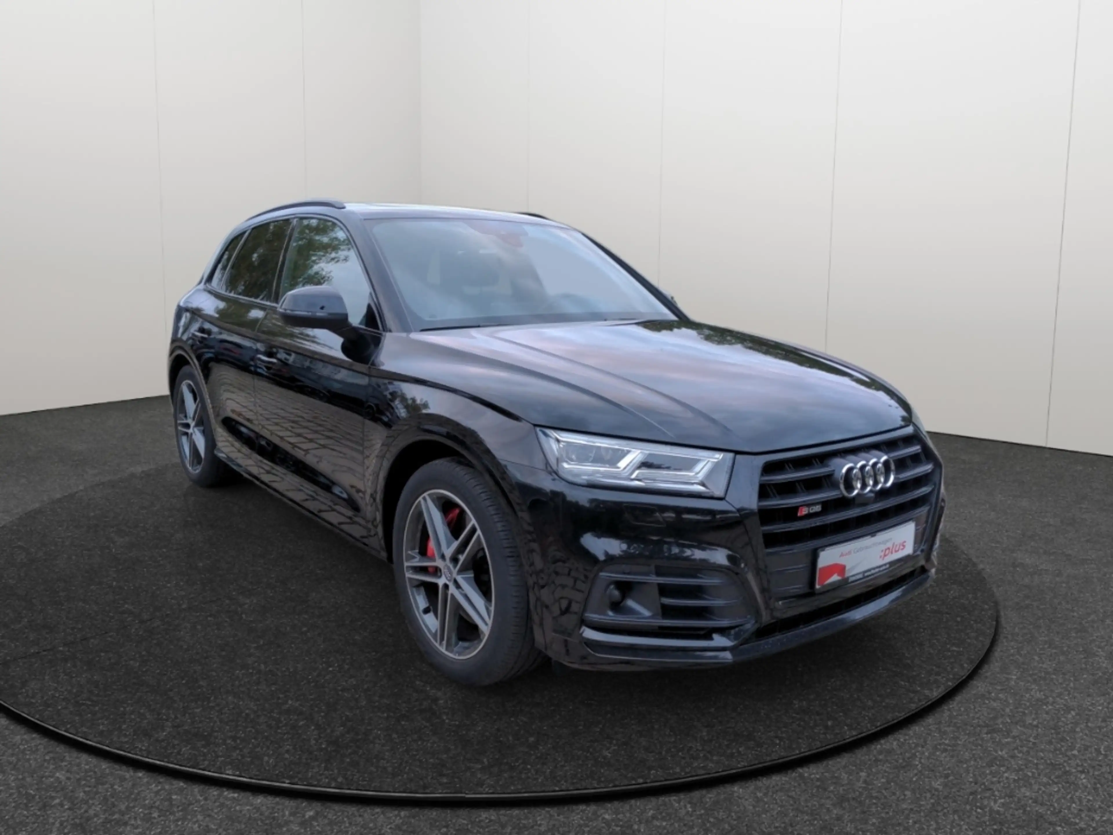 Audi SQ5 TDI quattro Matrix AHK STHZ Navi HUD B&O — photo 3
