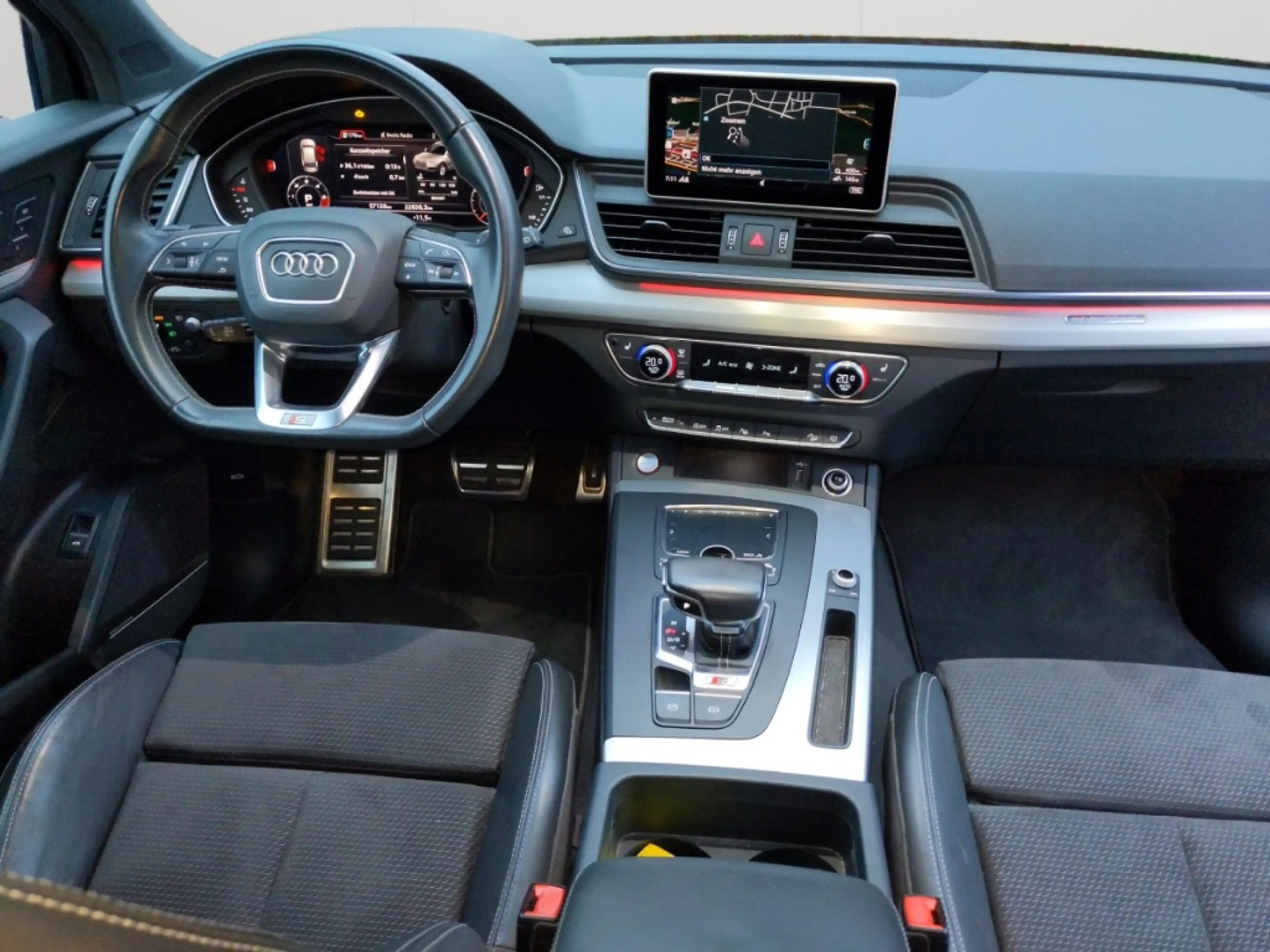 Audi SQ5 TDI quattro Matrix AHK STHZ Navi HUD B&O — photo 8