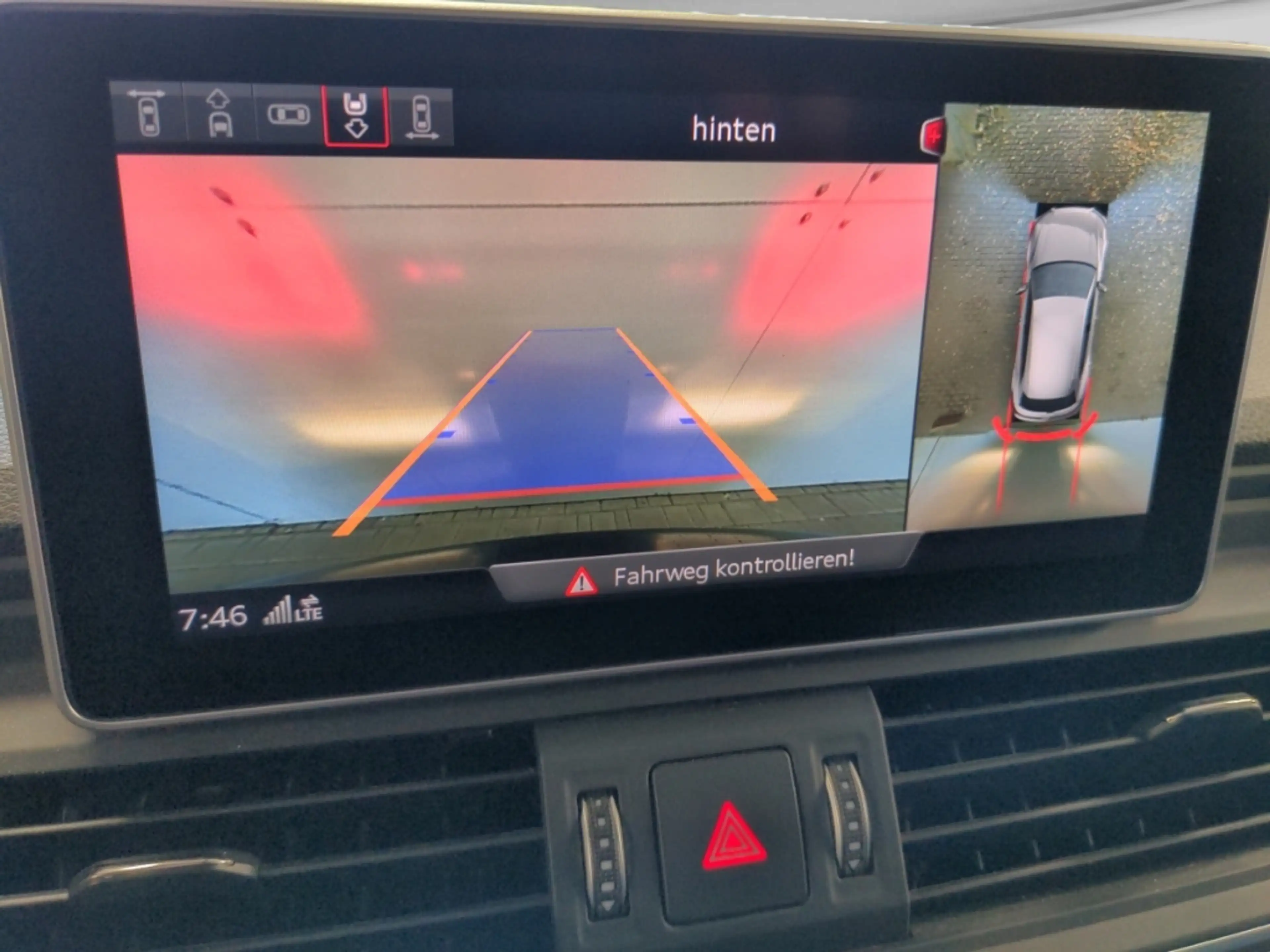 Audi SQ5 TDI quattro Matrix AHK STHZ Navi HUD B&O — photo 15