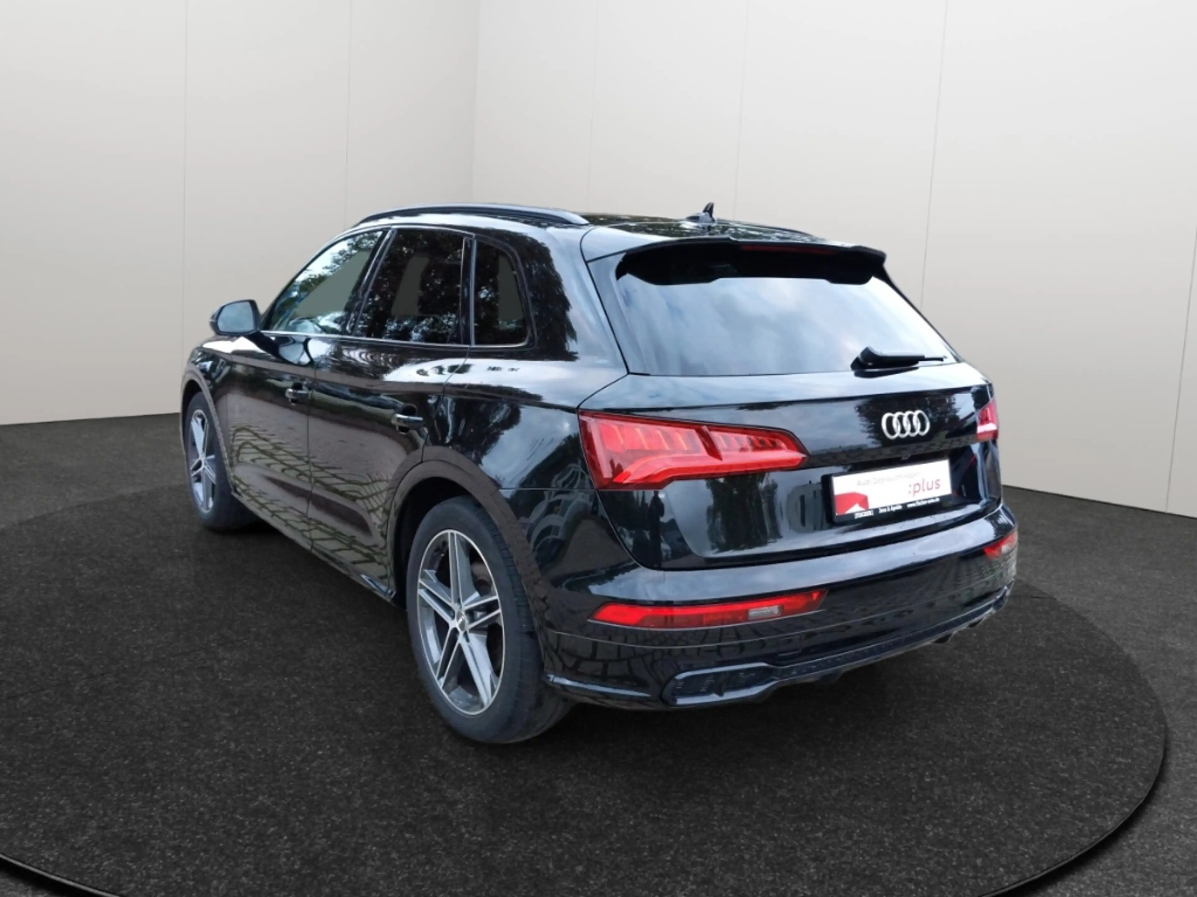 Audi SQ5 TDI quattro Matrix AHK STHZ Navi HUD B&O — photo 4
