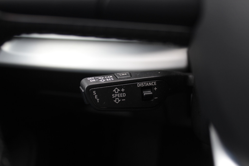 Audi Q7 60 TFSI e quattro Competition / Trekhaak / Panoram — photo 35