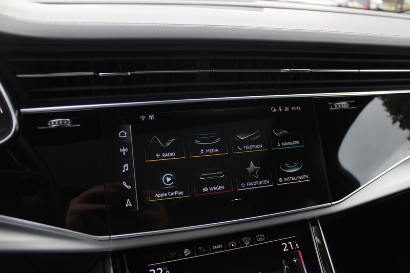 Audi Q7 60 TFSI e quattro Competition / Trekhaak / Panoram — photo 22