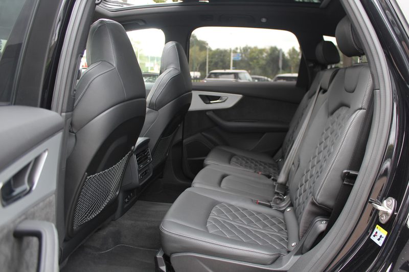 Audi Q7 60 TFSI e quattro Competition / Trekhaak / Panoram — photo 12