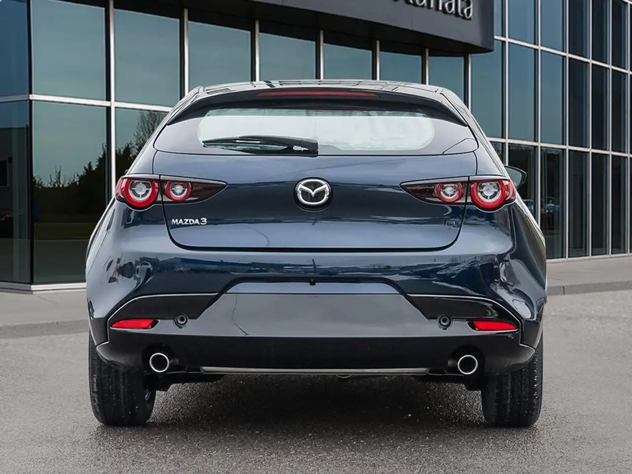 Mazda 3 снимка Mazda 3