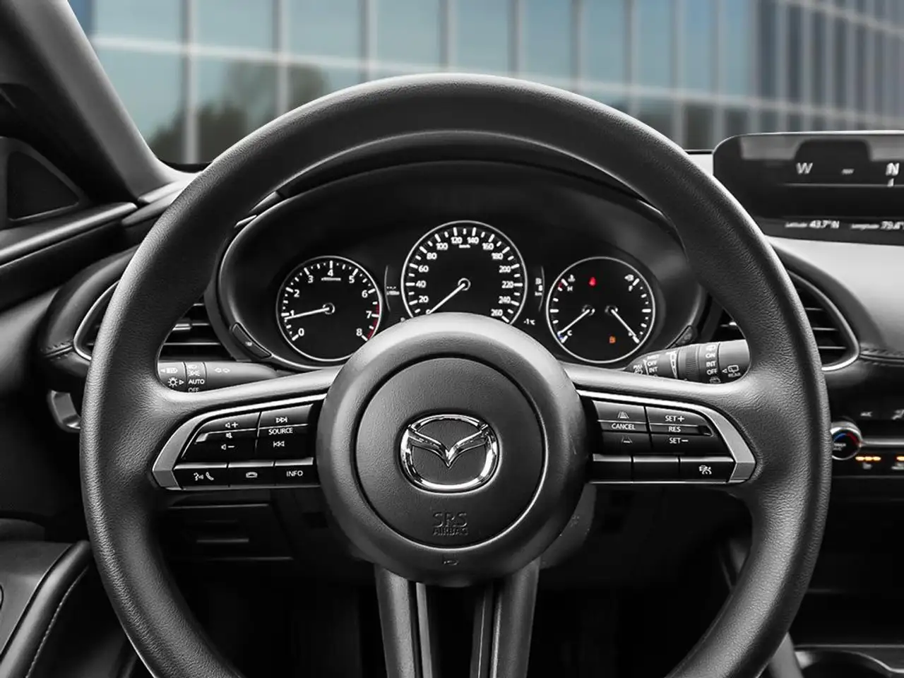 Mazda 3 снимка Mazda 3