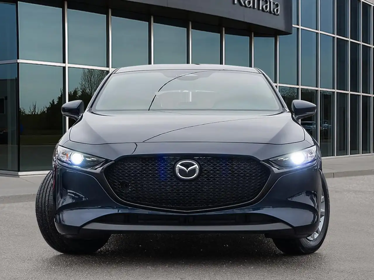 Mazda 3 снимка Mazda 3