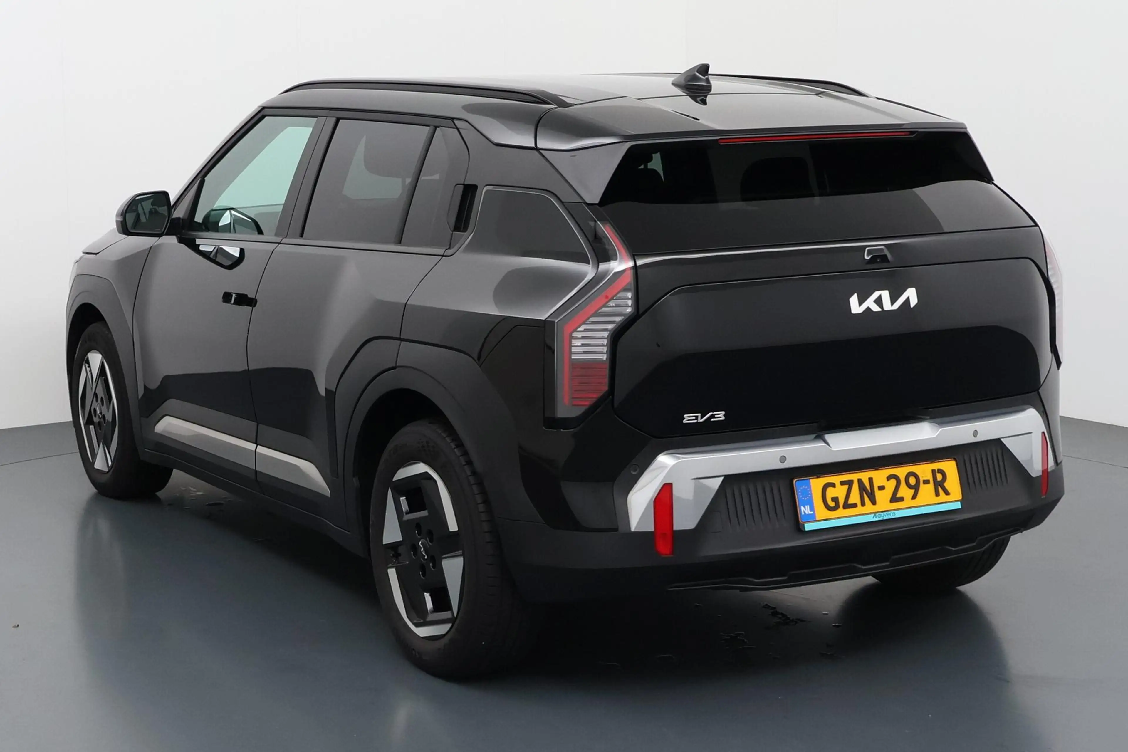 Kia EV3 Plus 58.3 kWh Volledig elektrisch met alle comfort — photo 11