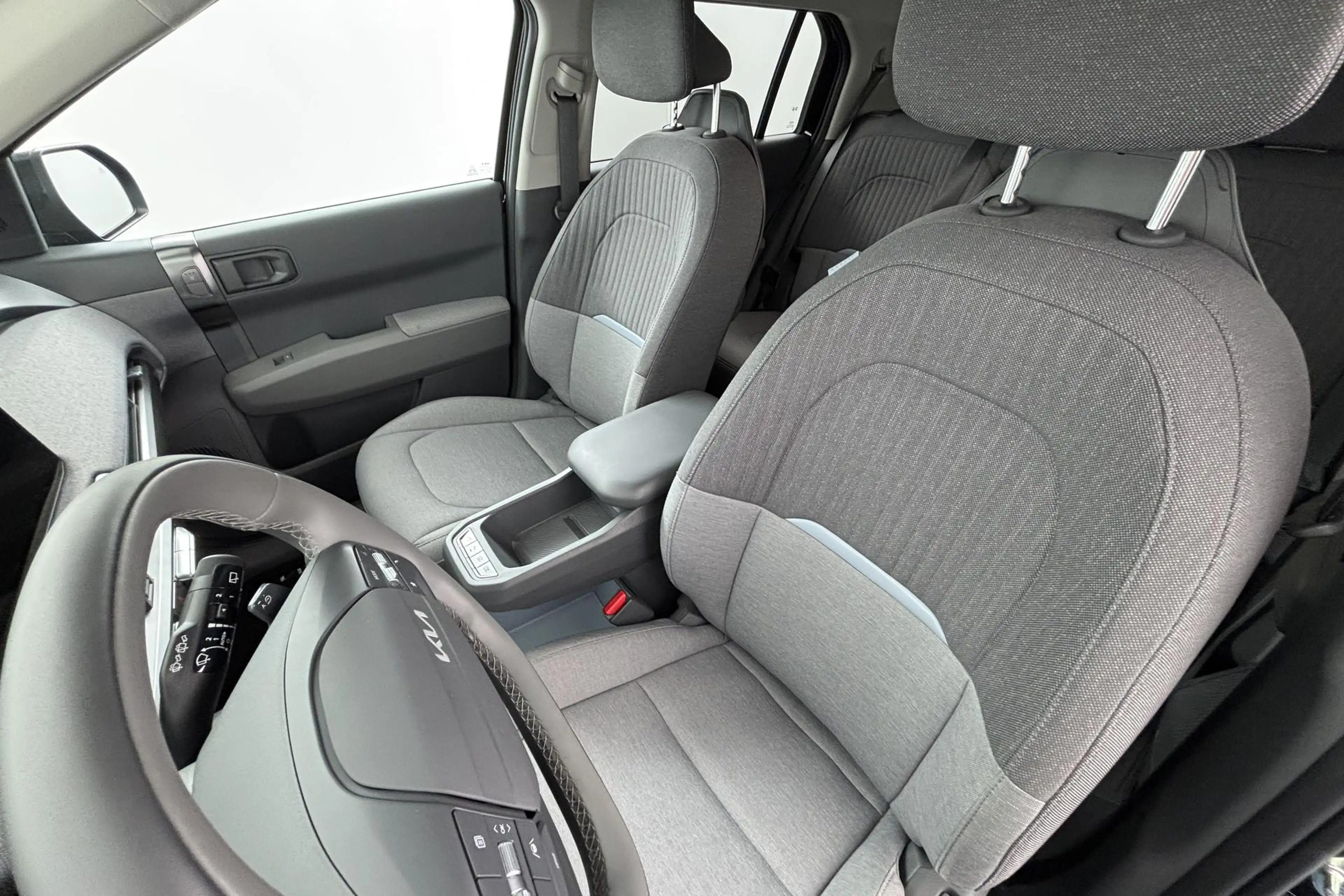 Kia EV3 Plus 58.3 kWh Volledig elektrisch met alle comfort — photo 22