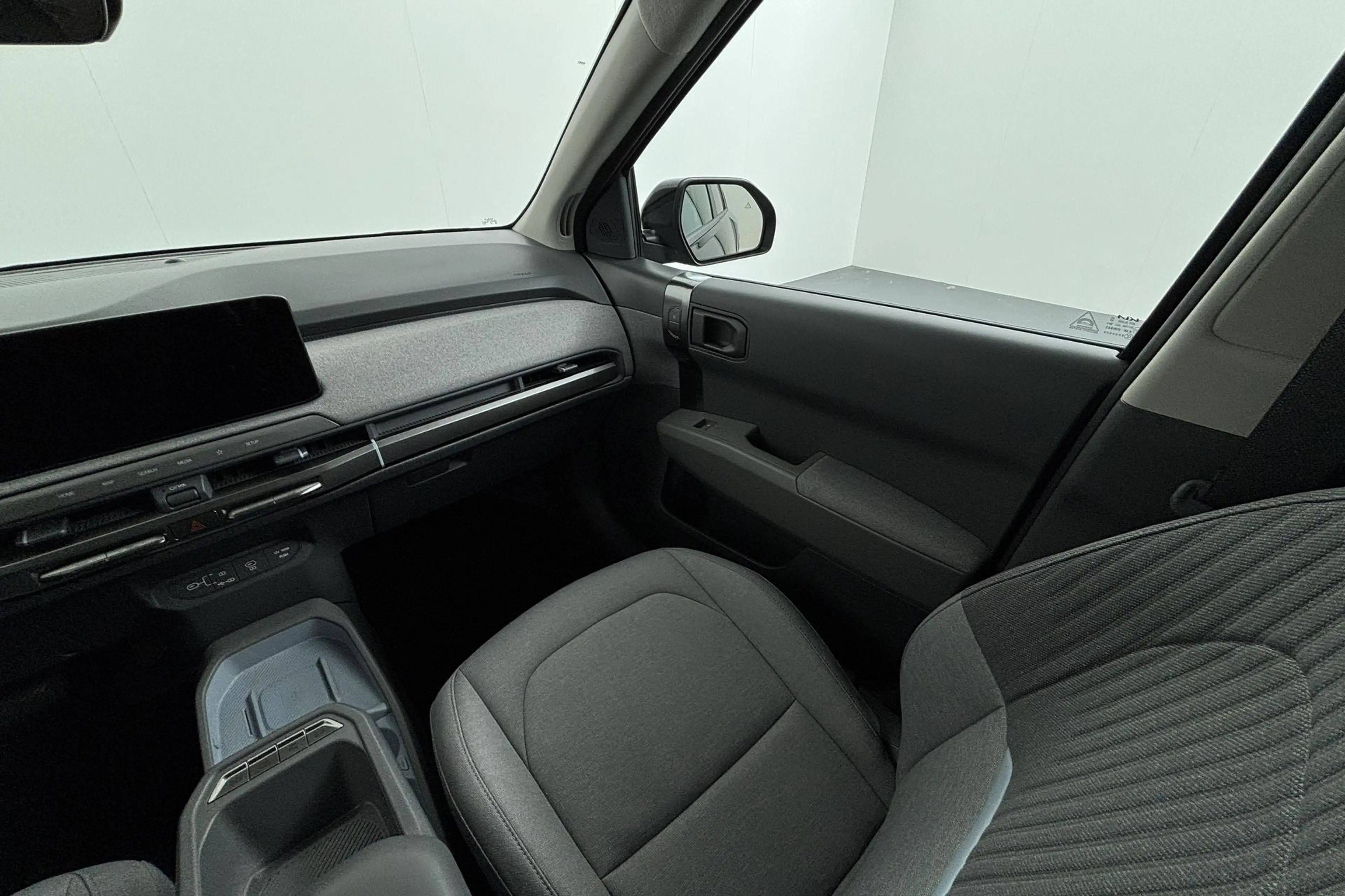 Kia EV3 Plus 58.3 kWh Volledig elektrisch met alle comfort — photo 27