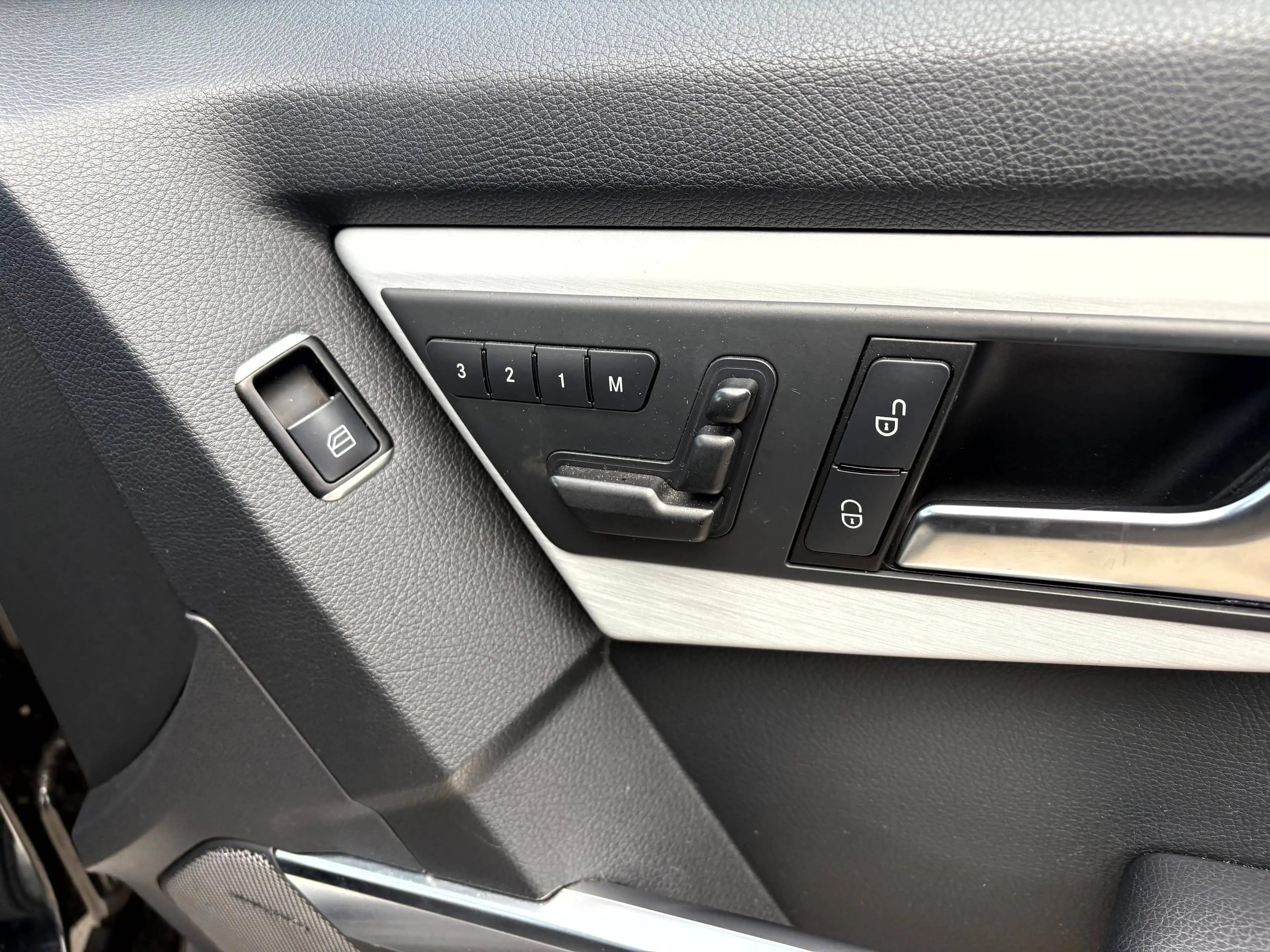 Mercedes-Benz GLK 350 GLK 350 CDI BlueEfficiency 4Matic*KAMERA*LED*NAVI*PDC* — photo 15
