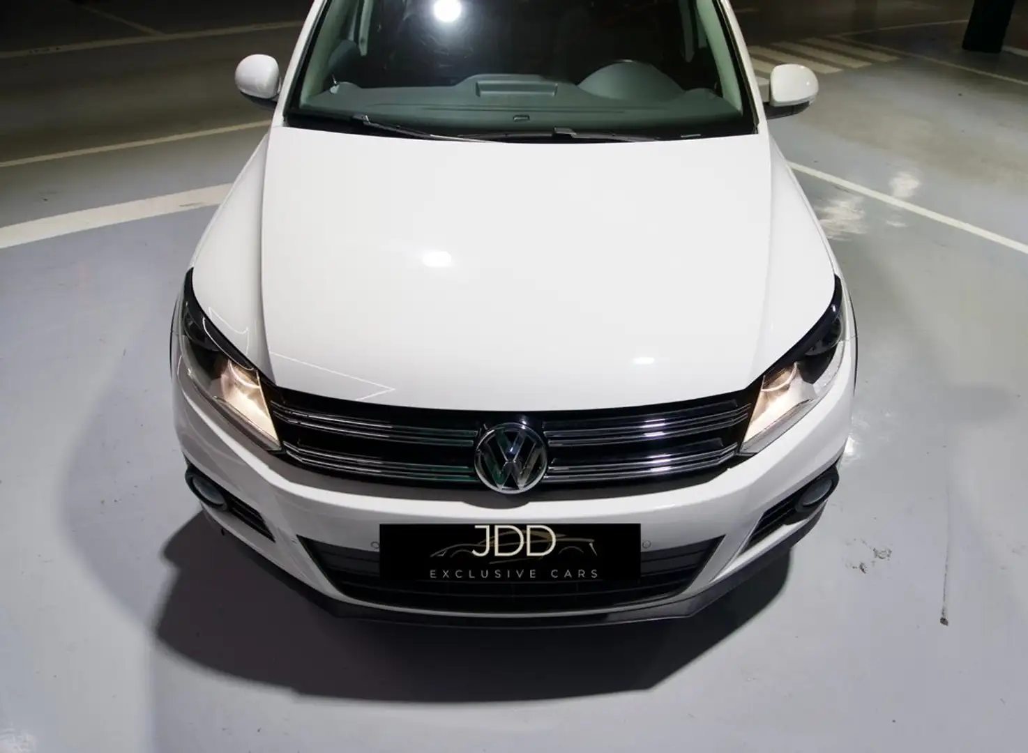 Volkswagen Tiguan T1 2.0 TDI 110CV BMT 4x2 Wit - 2