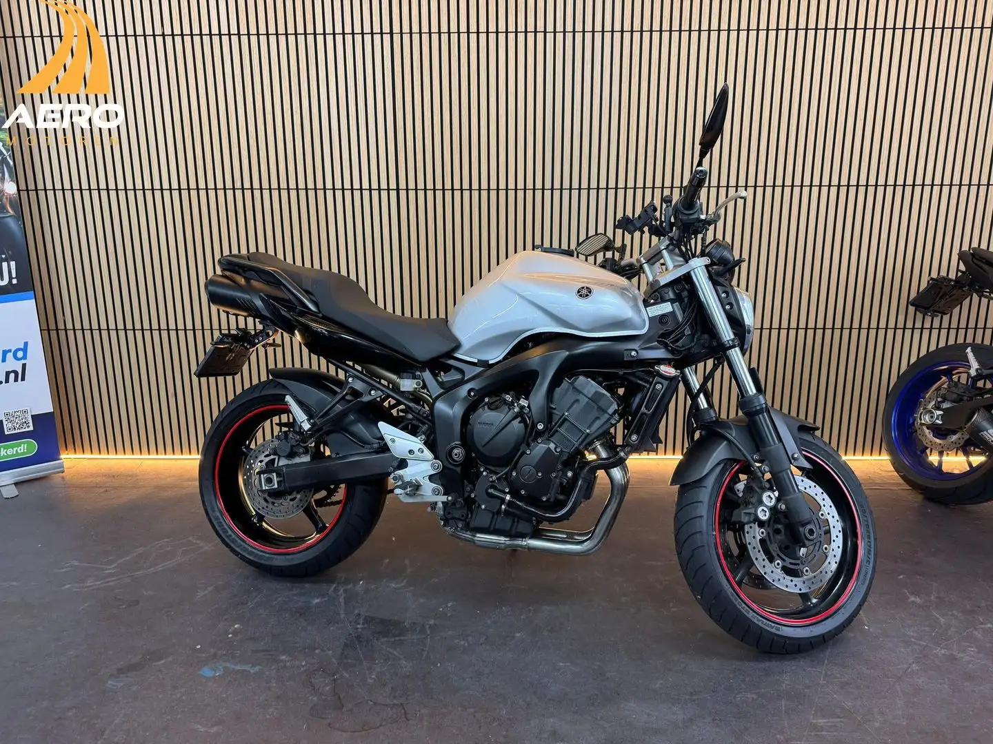Yamaha FZ 6 N FAZER Grau - 1