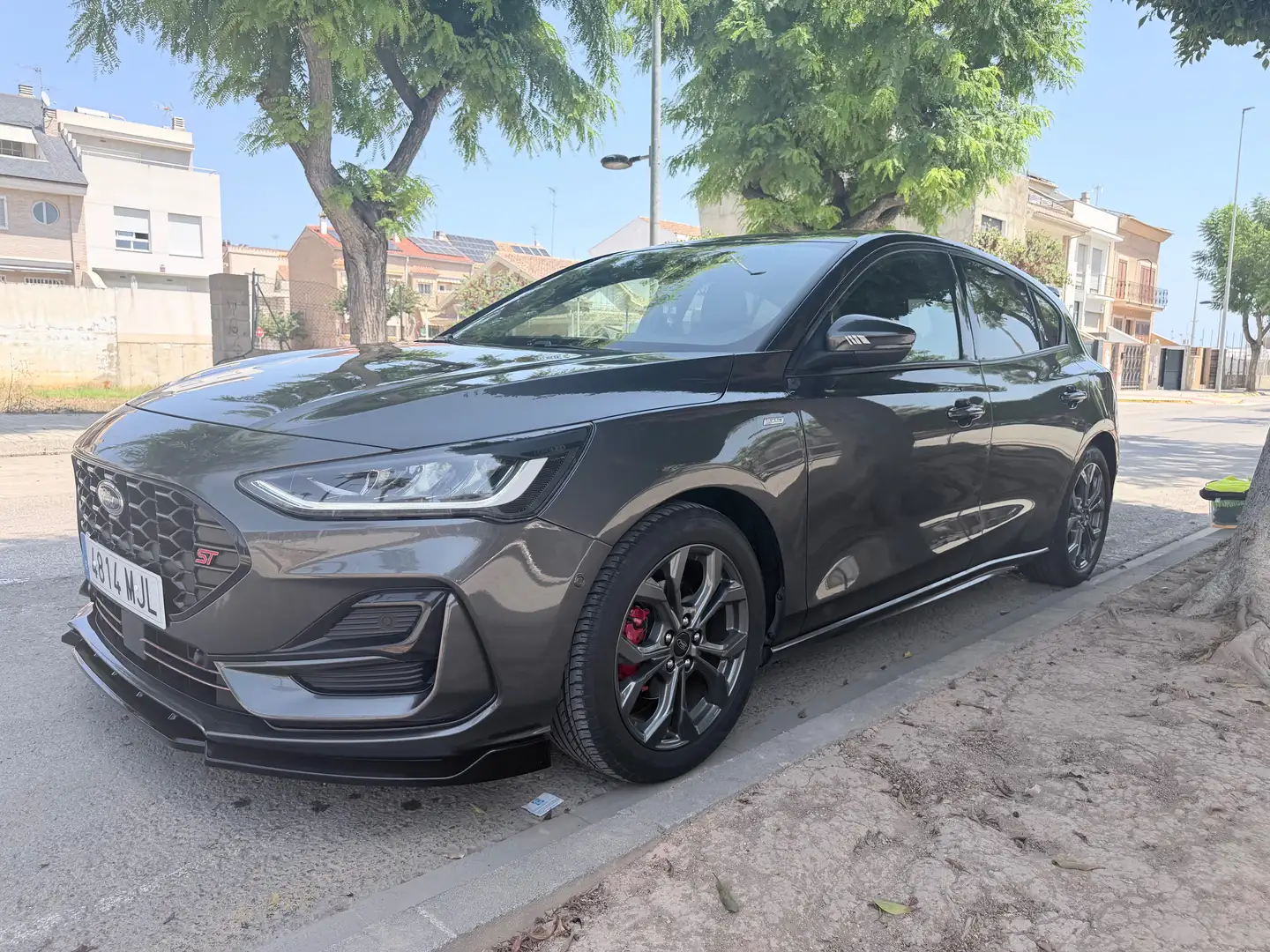 Ford Focus Focus Sportbreak 1.0 Ecoboost Active X 125 Active X Gris - 1