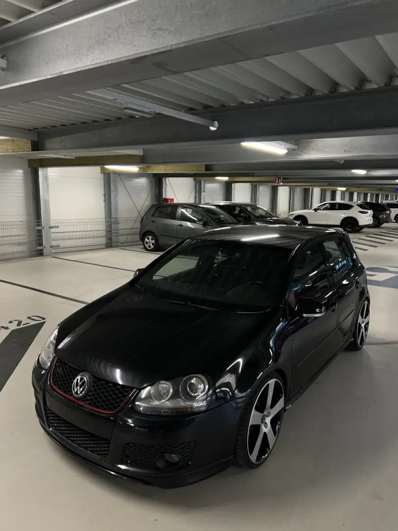 Volkswagen Golf GTI 2,0 30 DSG Schwarz - 1