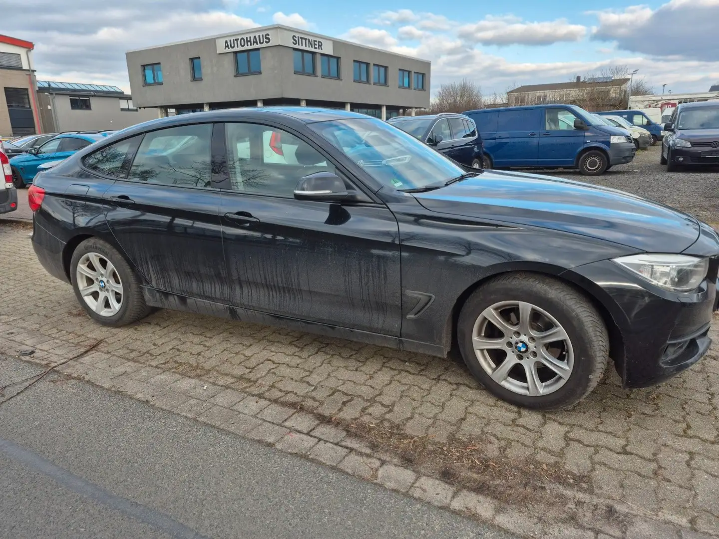 BMW 318 Leder Navi Kamera Bi-Xenon Noir - 1