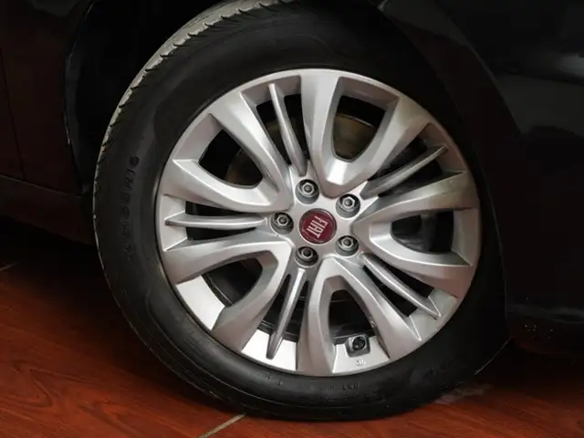 Fiat Tipo view 11