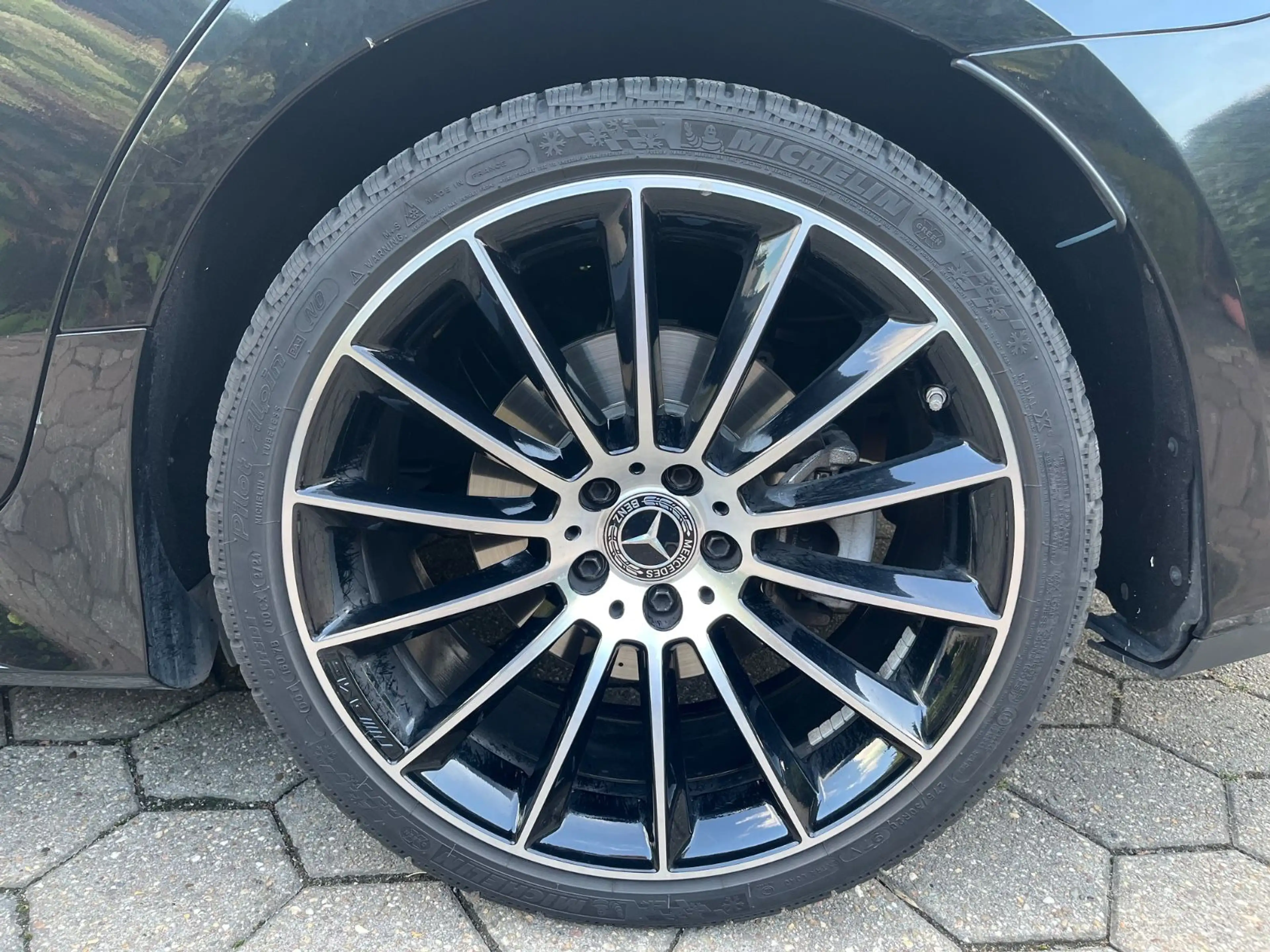 Mercedes-Benz CLS 400 d 4Matic AMG Line — photo 8