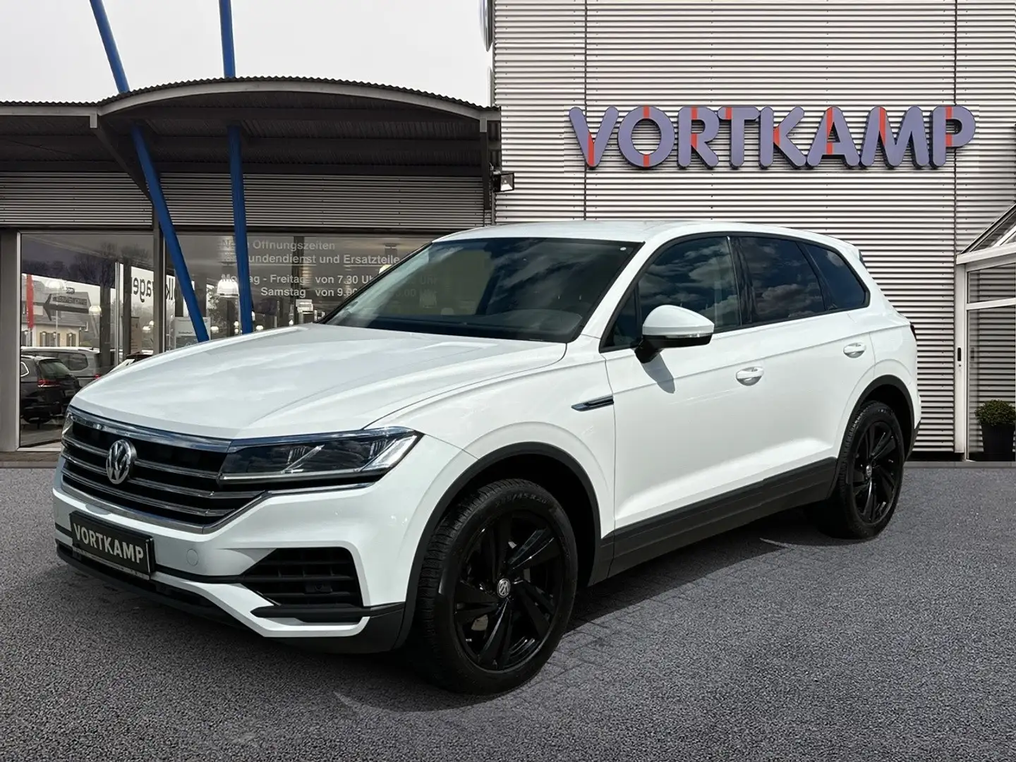 Volkswagen Touareg 4Motion 3.0 TDI AHK/LEDER/DAB+/LED Blanc - 2