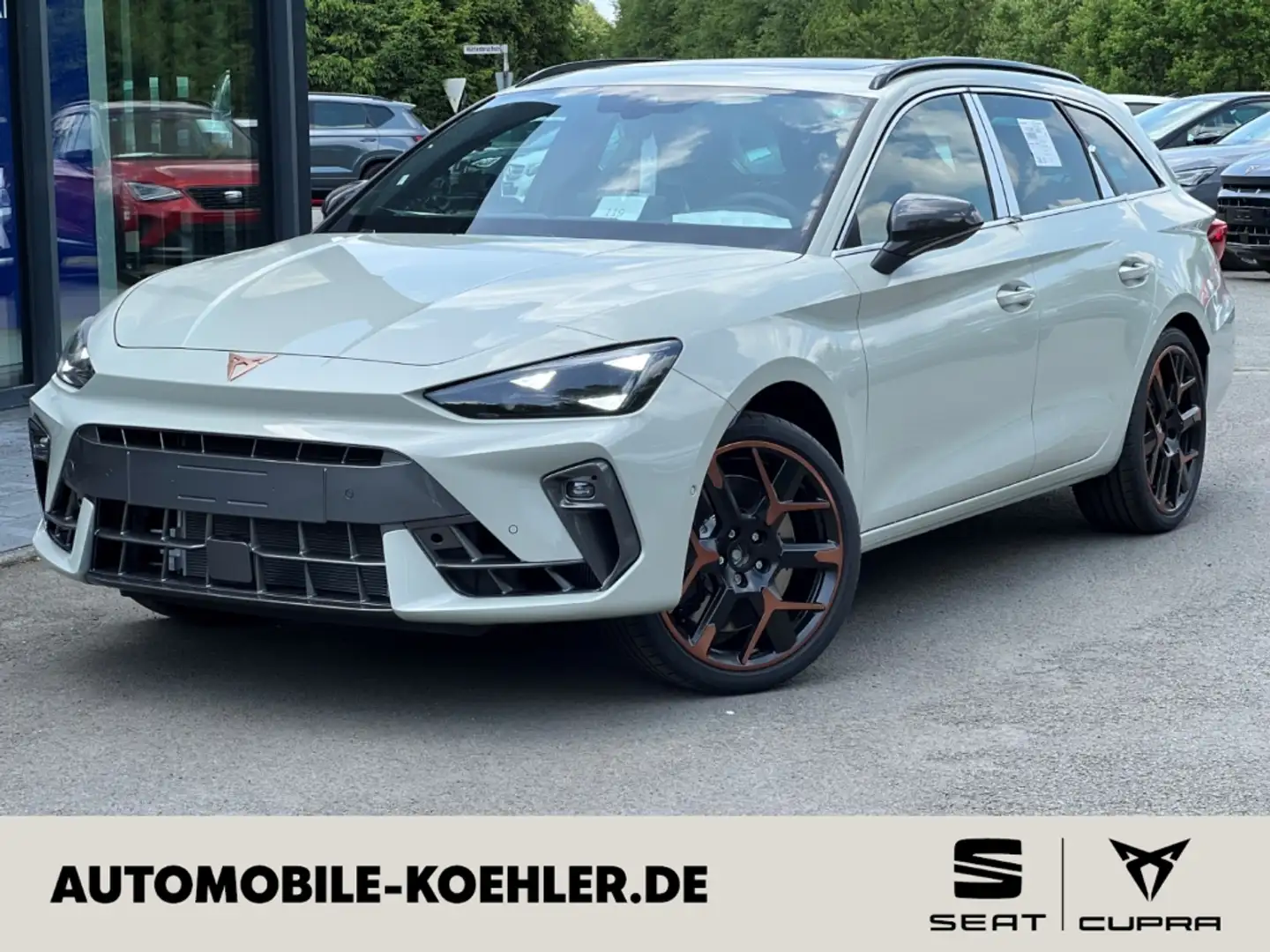 CUPRA Leon Sportstourer VZ 2.0 TSI 4Drive Matrix,AHK Gris - 1