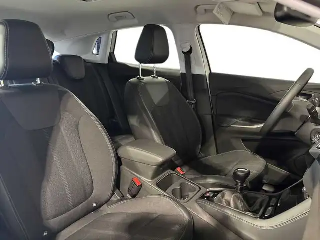 Opel Grandland view 16