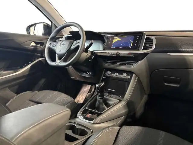 Opel Grandland view 15