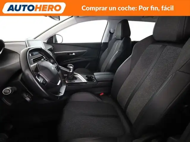 Peugeot 5008 view 11
