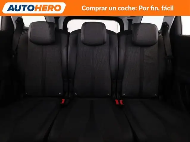 Peugeot 5008 view 16