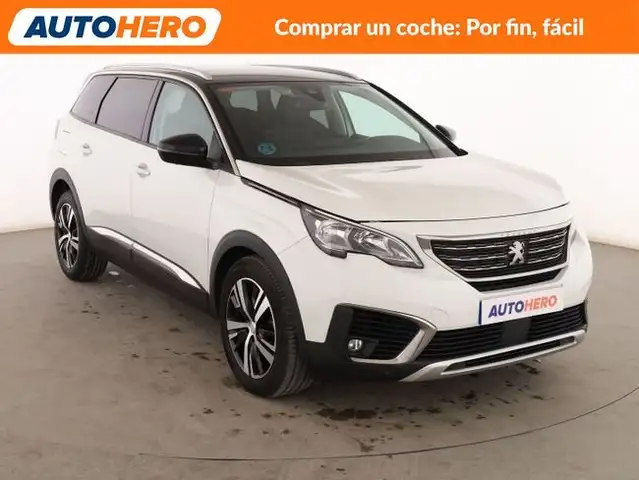 Peugeot 5008 view 8